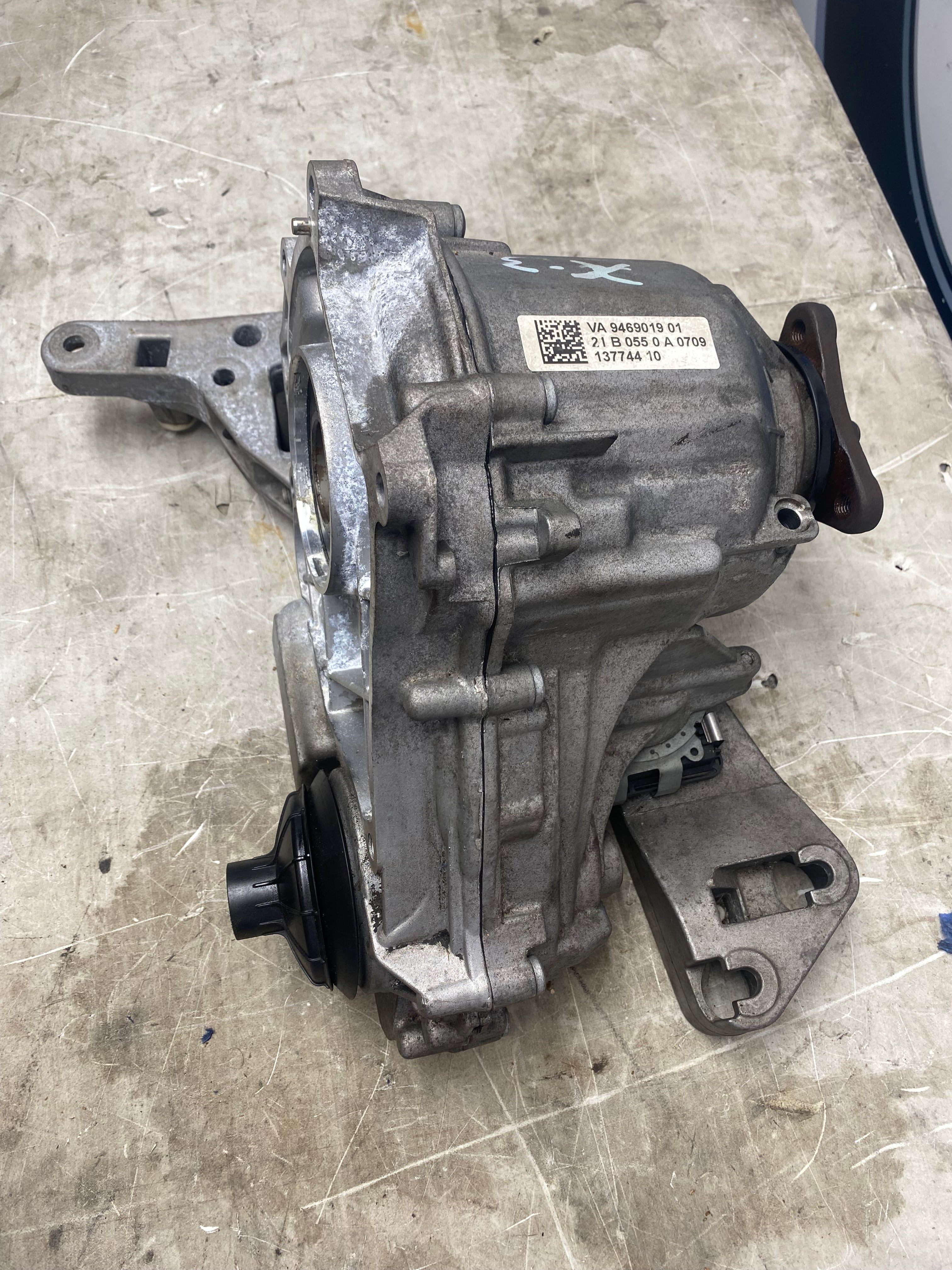 BMW G20/G21/G30/G31/G01/G02 Automatic Torque Splitter – 2019–2024 (13774410)