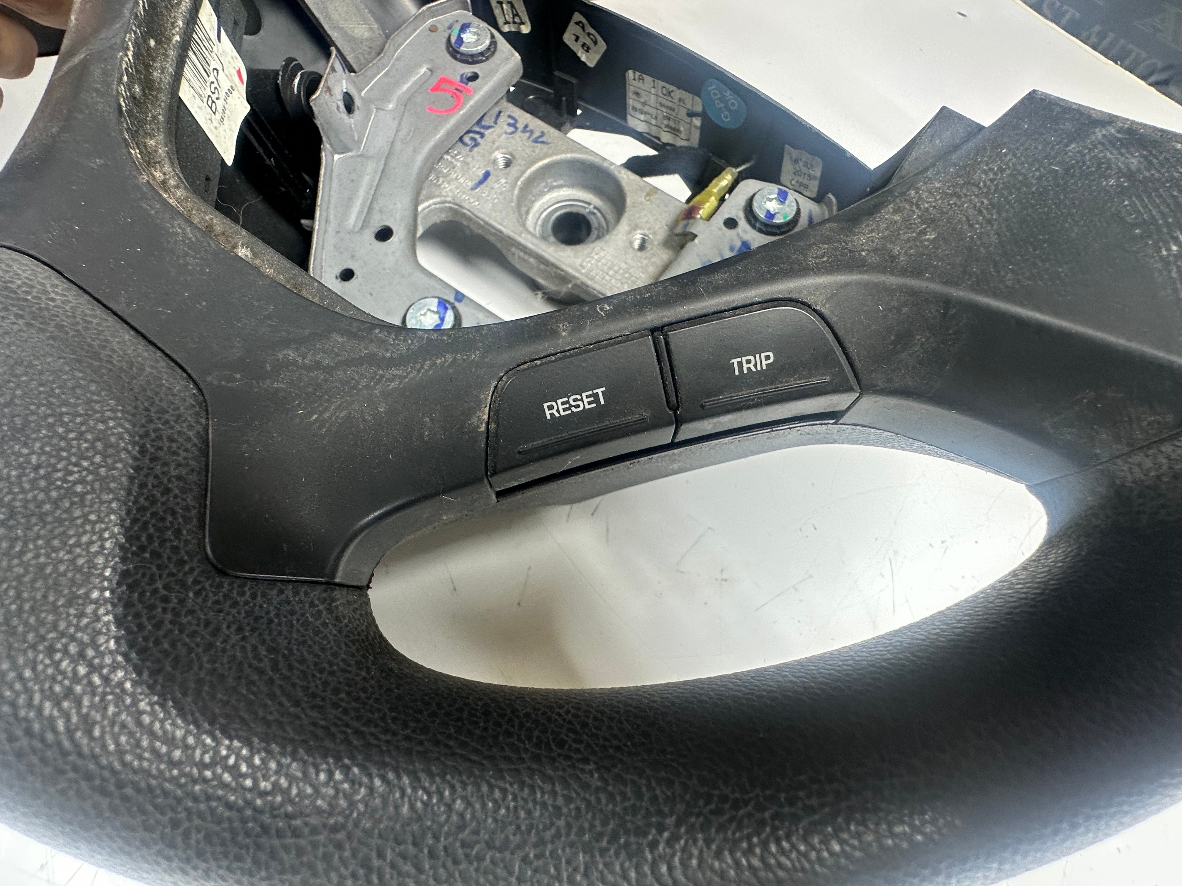 Hyundai i10 2016 Steering Wheel (56100-B4000)