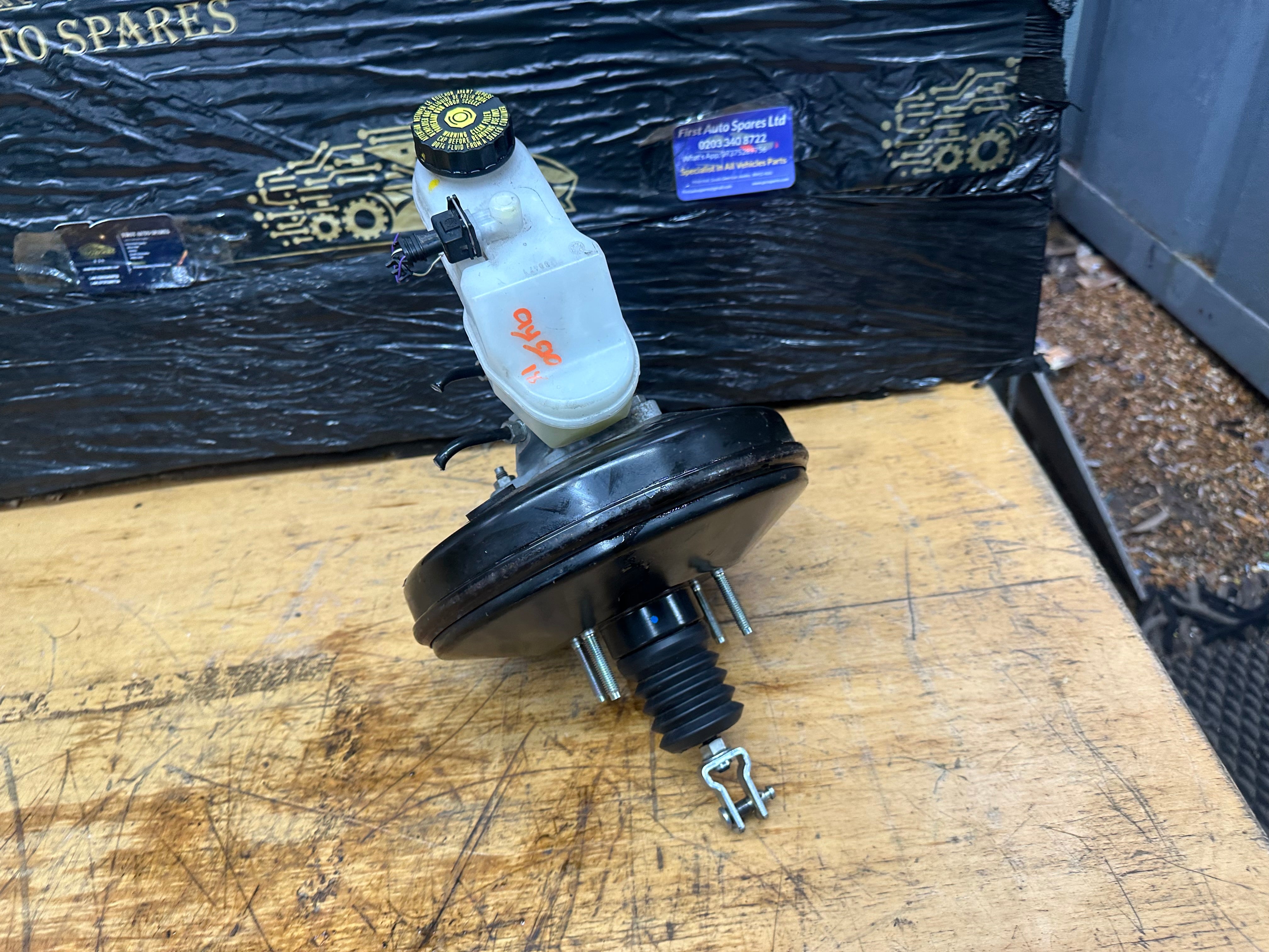 Toyota Aygo 2018 Brake Servo & Master Cylinder (47200-0H110)