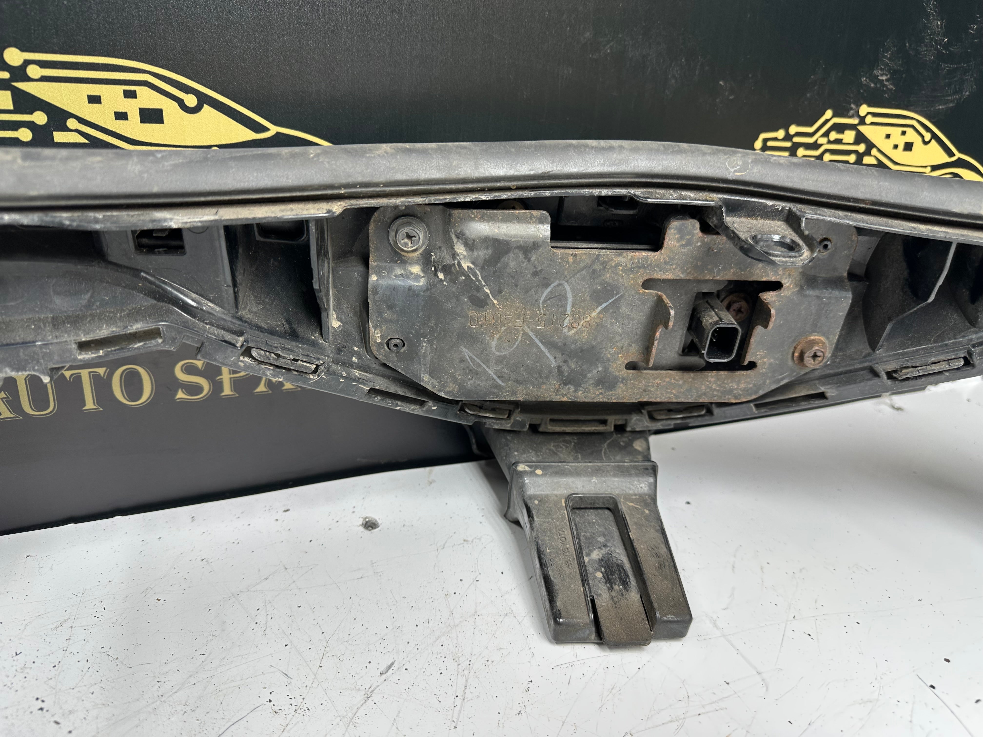 Toyota C-HR Grille with Emblem & Front Radar Distance Sensor (88215-F4010)