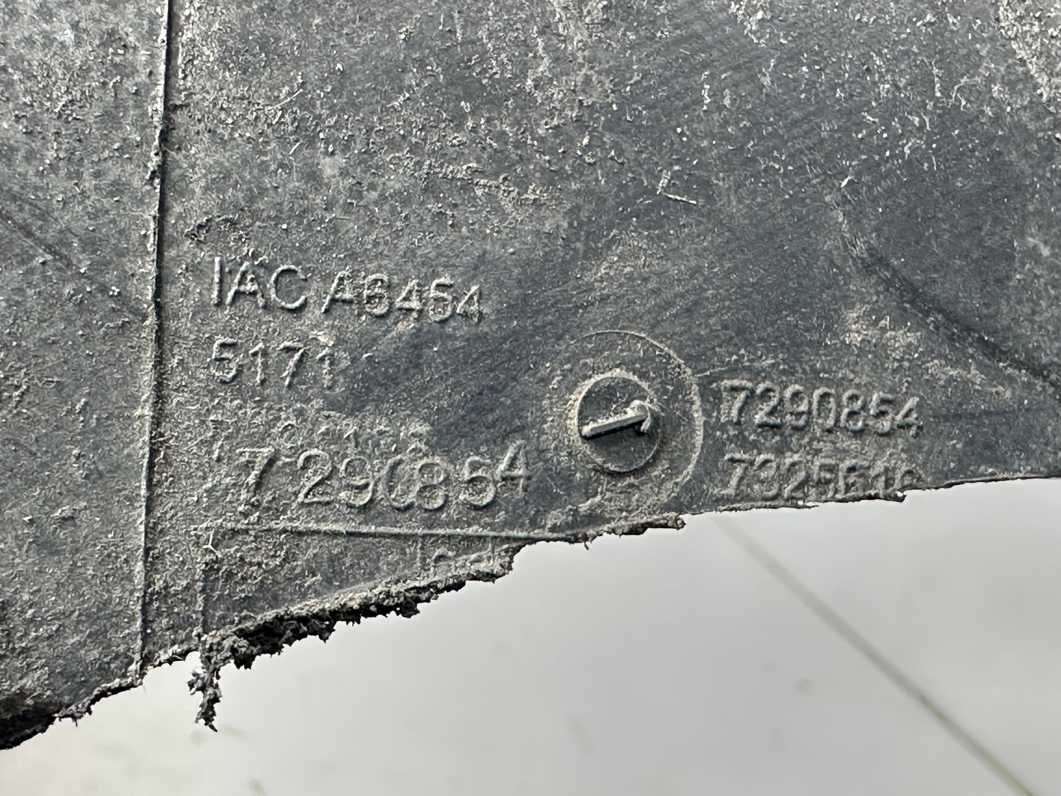 BMW X5 F15 F85 Front Right O/S Wheel Arch Cover Liner (7290854)