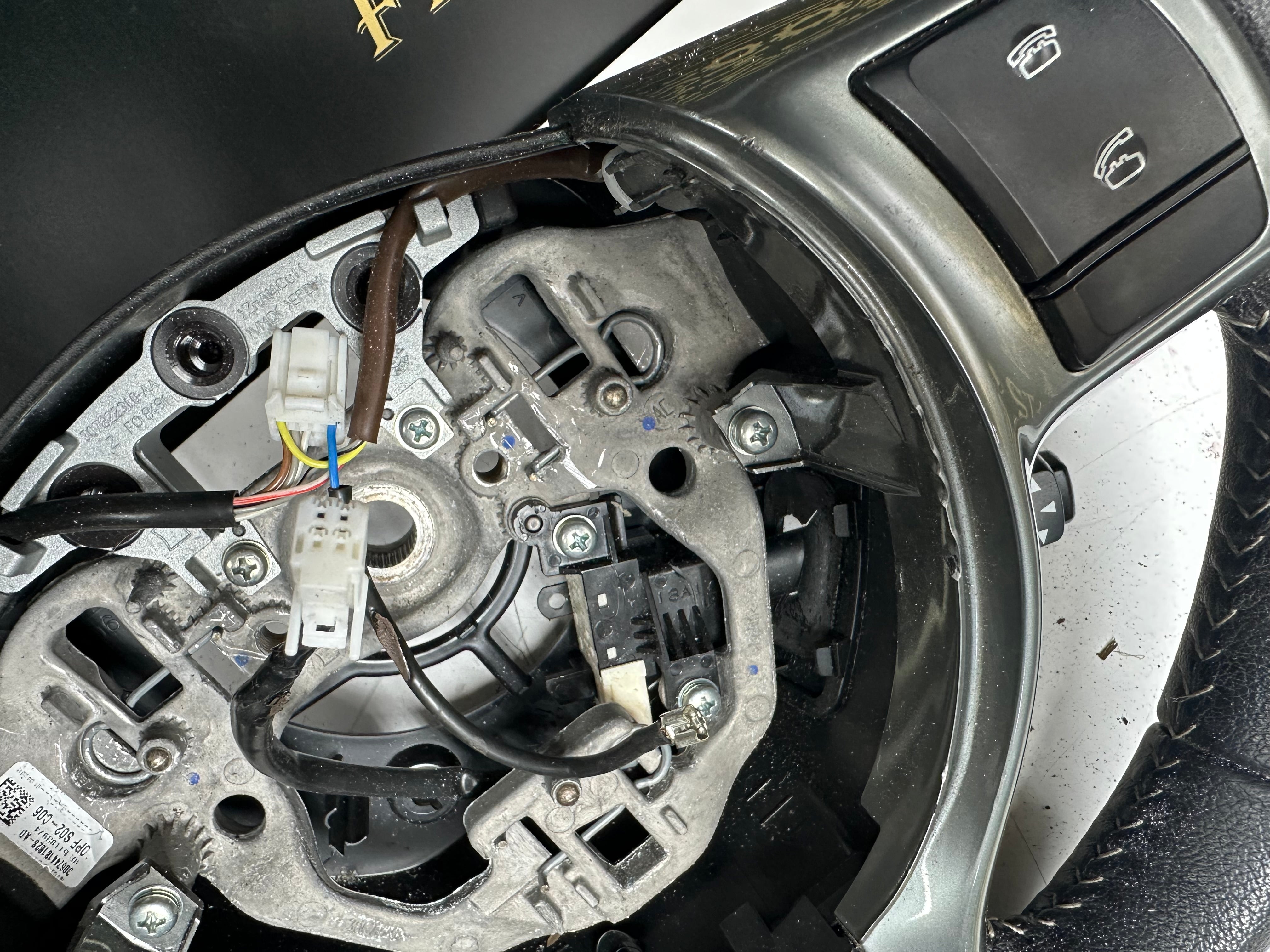 Toyota Yaris Steering Wheel (306744199B2S-AD) (45100-OD490C9) (306744181B2S-AD)