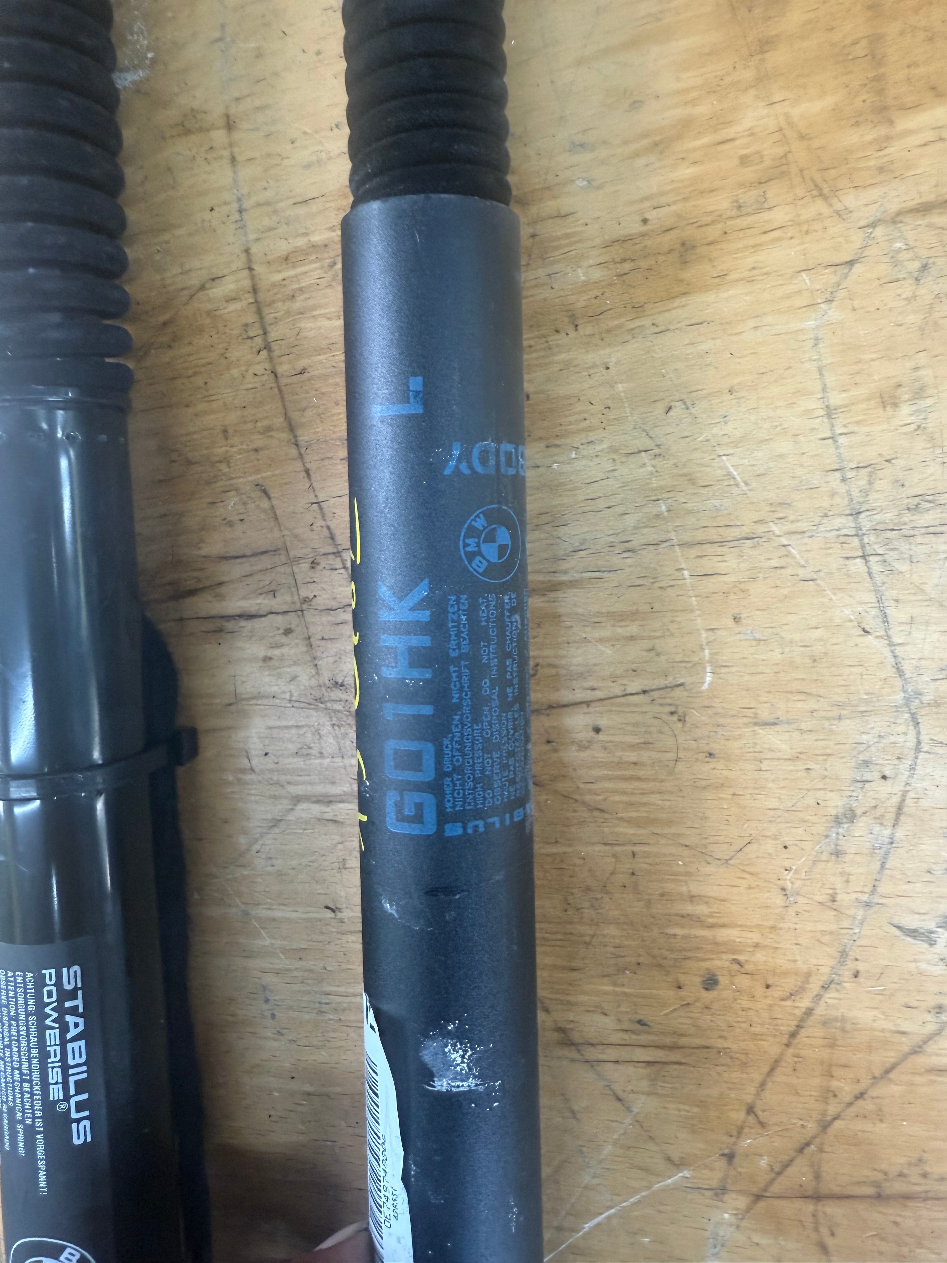 BMW X3 G01 Boot Struts (9482795) (182022-10)