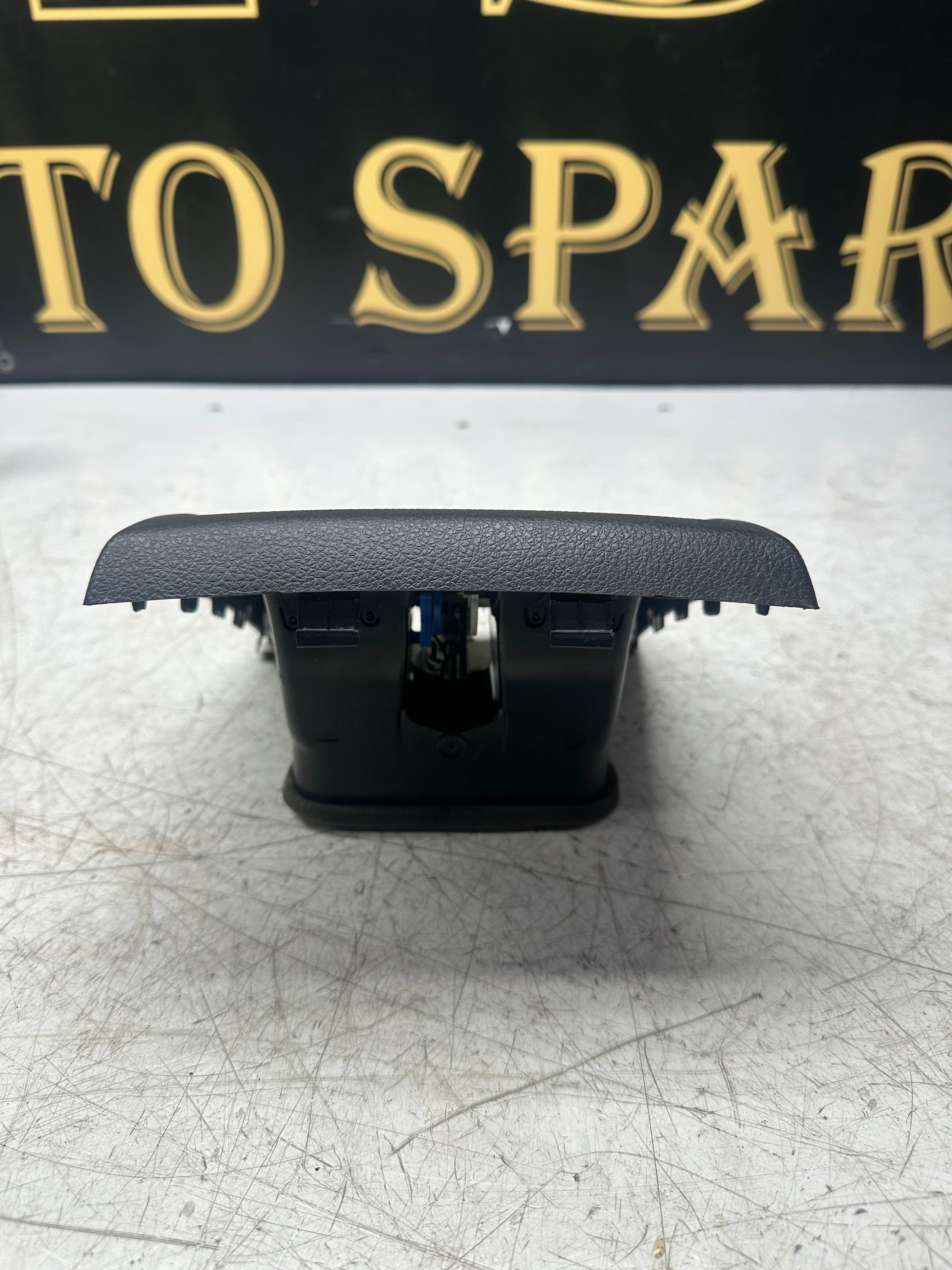 BMW 2 Series F22 / F87 M235i Centre Console Rear Trim with Vents (2014–2020) (9227886)