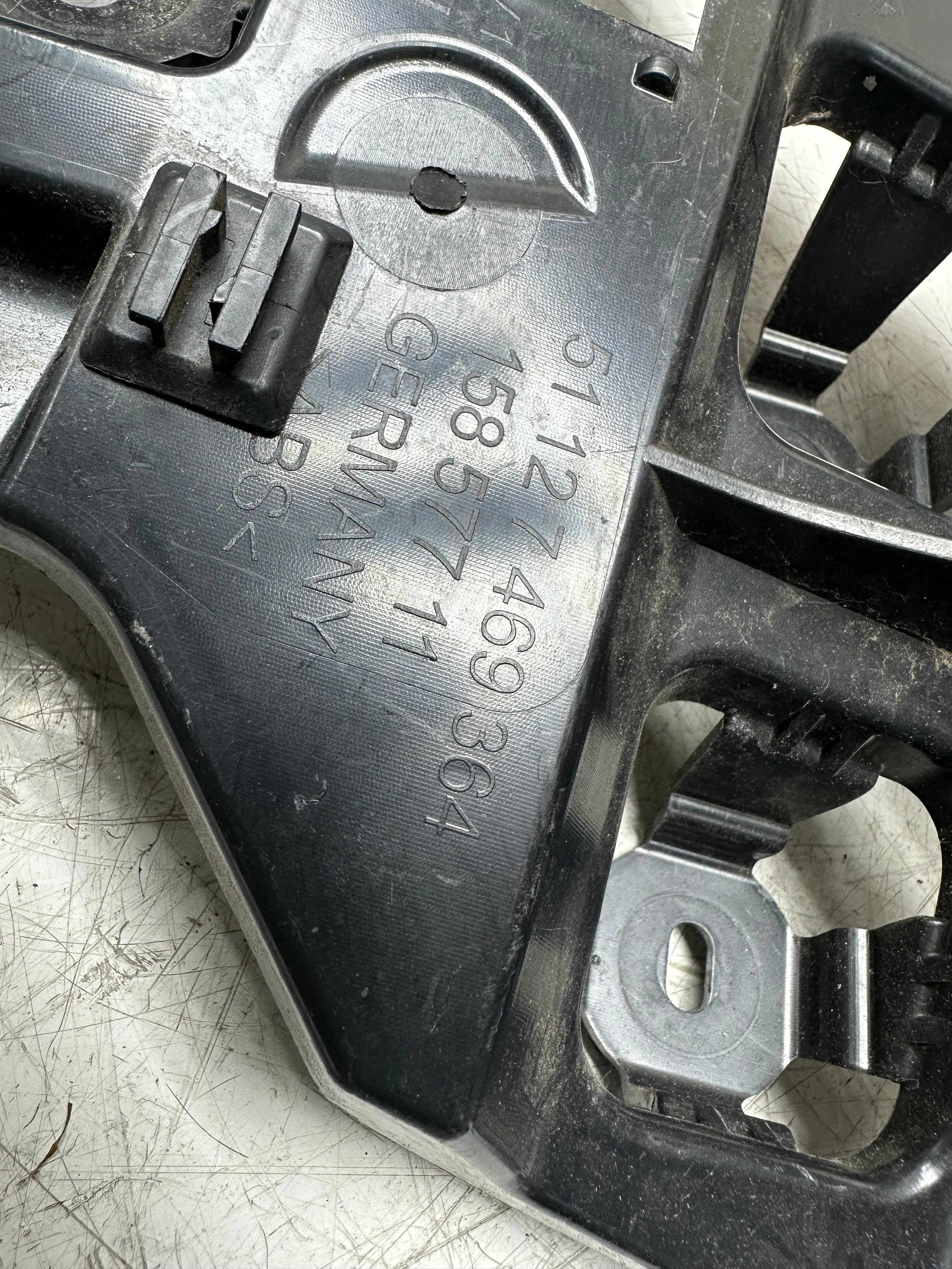 BMW 3 Series G20 2019-20 Rear Bumper Right Fitting Bracket (51 12 7 469 364)