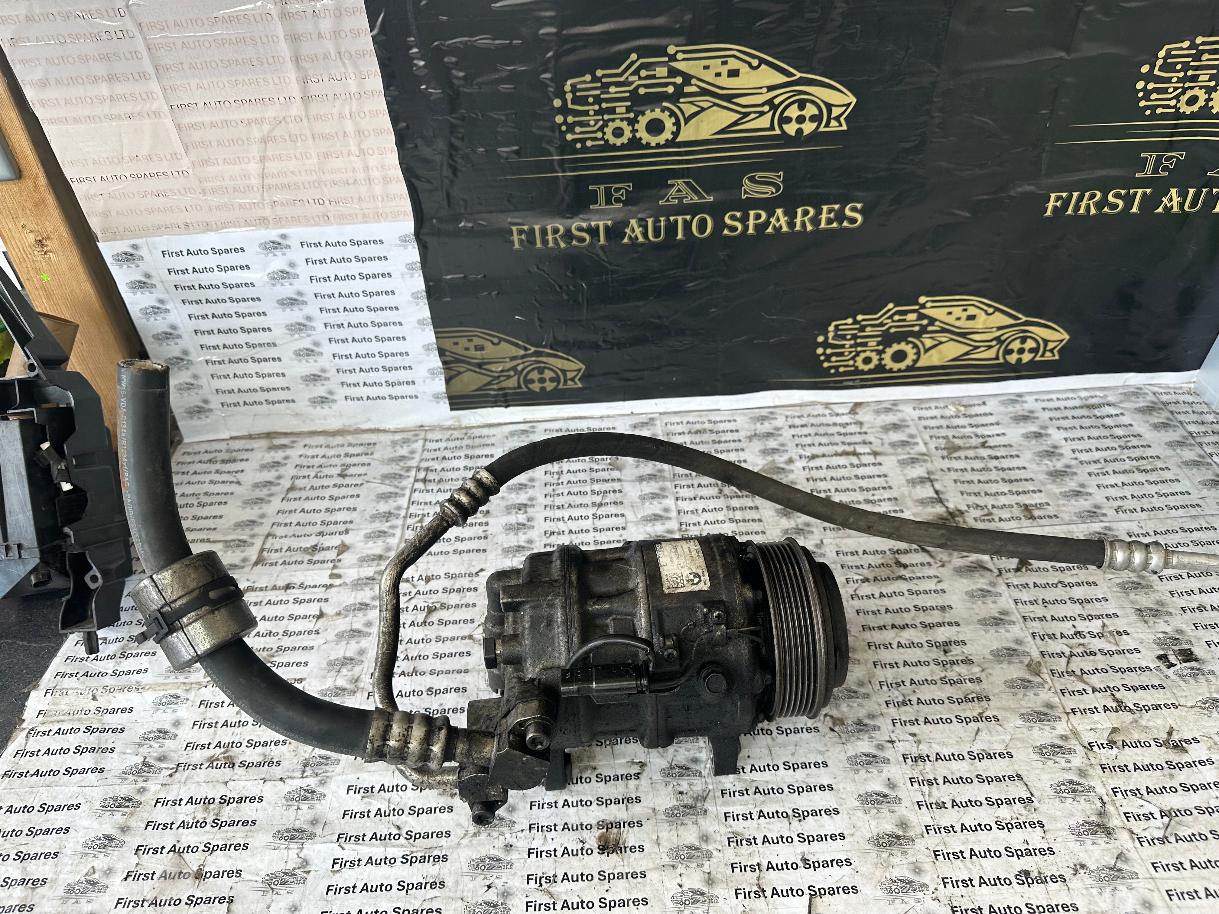 BMW 5 Series G30 G31 Compressor Air Conditioning Pump (7945863 / 12941310)