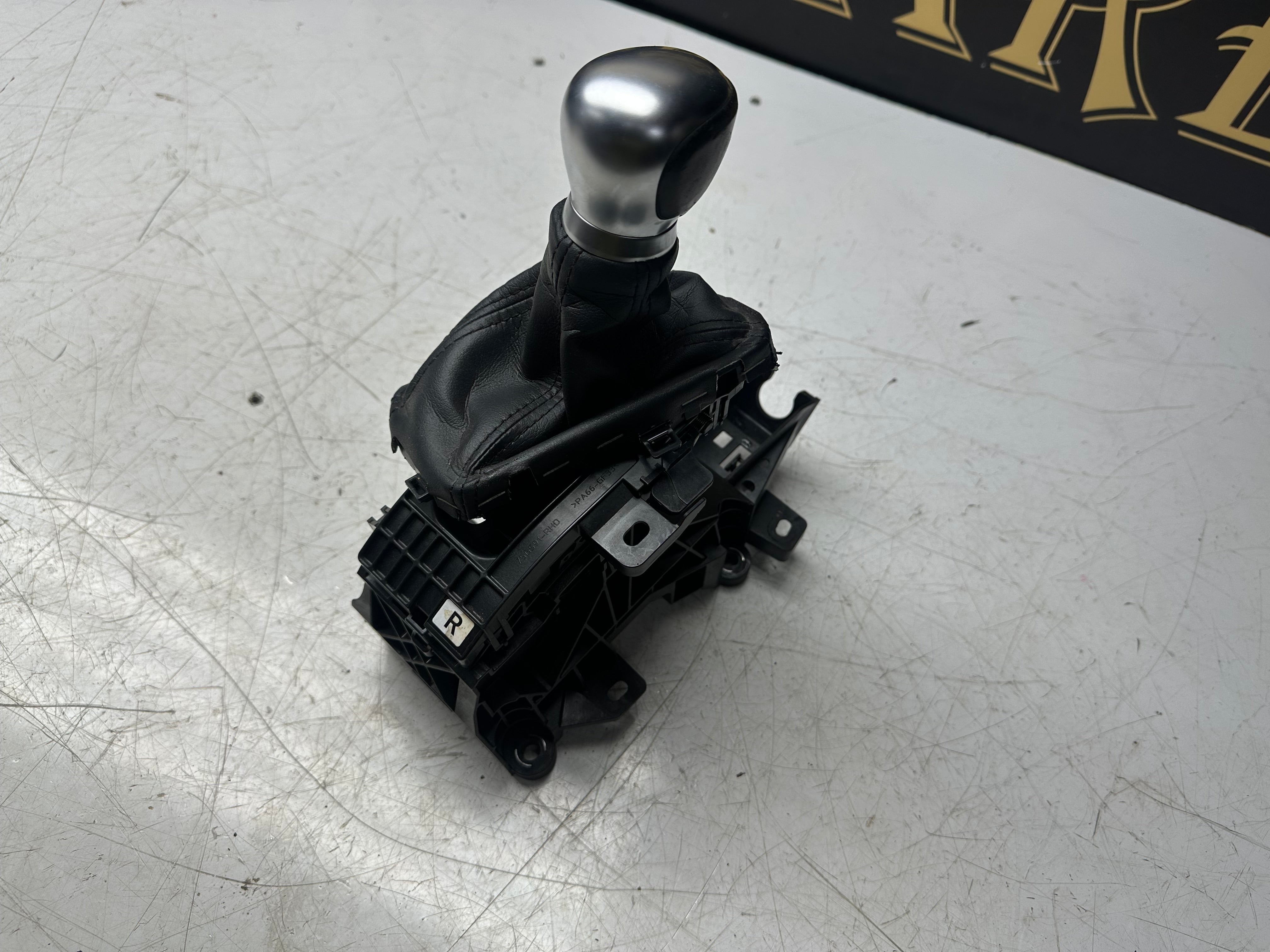 Toyota C-HR 2016-23 Gear Selector Shifter Mechanism (75G591-RHD)