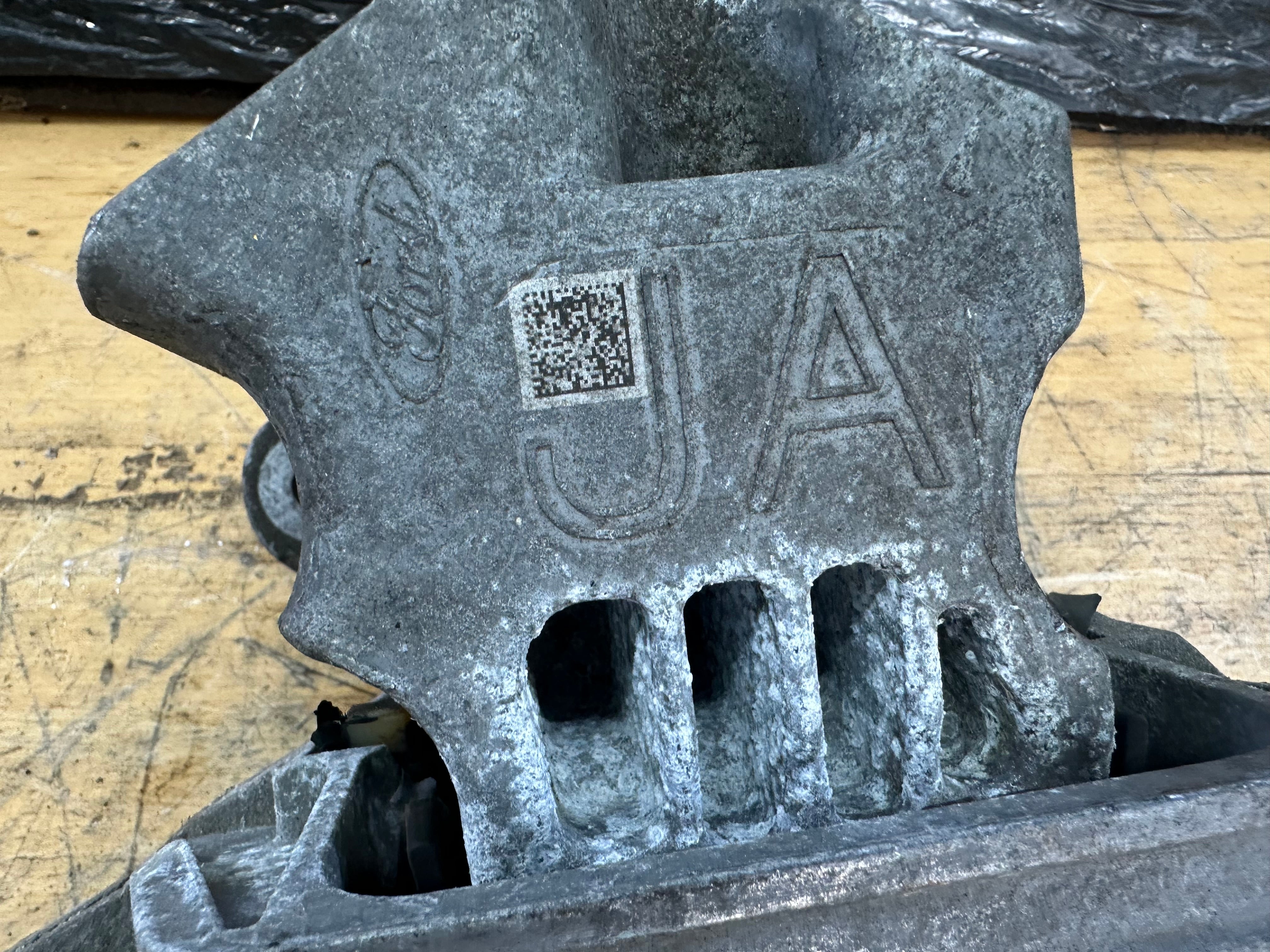 Ford Focus 2019 1.0 Petrol Gearbox Mount (JX61-7M121-AD)