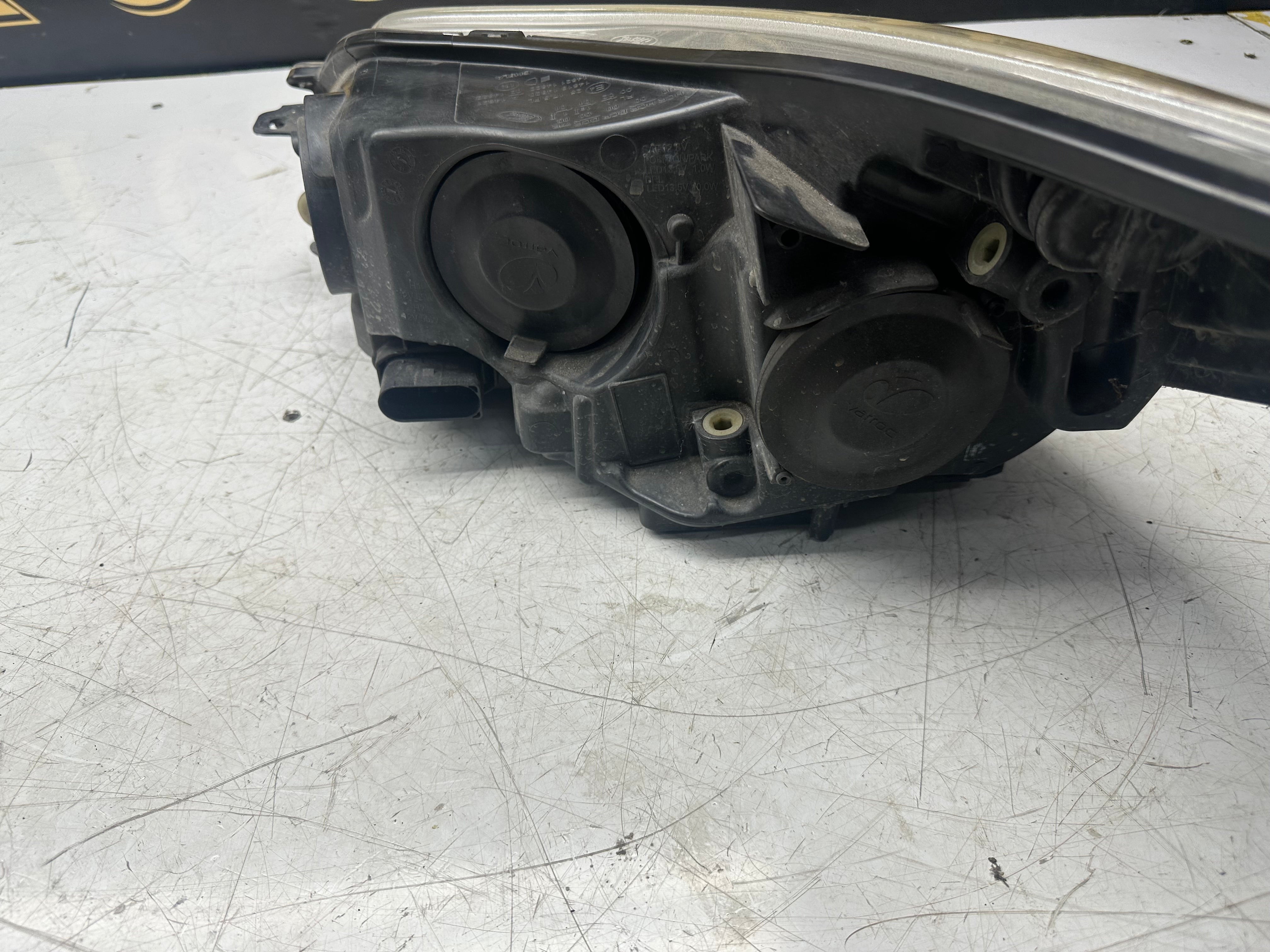 Ford Focus 2012 Right O/S Headlight (BM51-13W029)