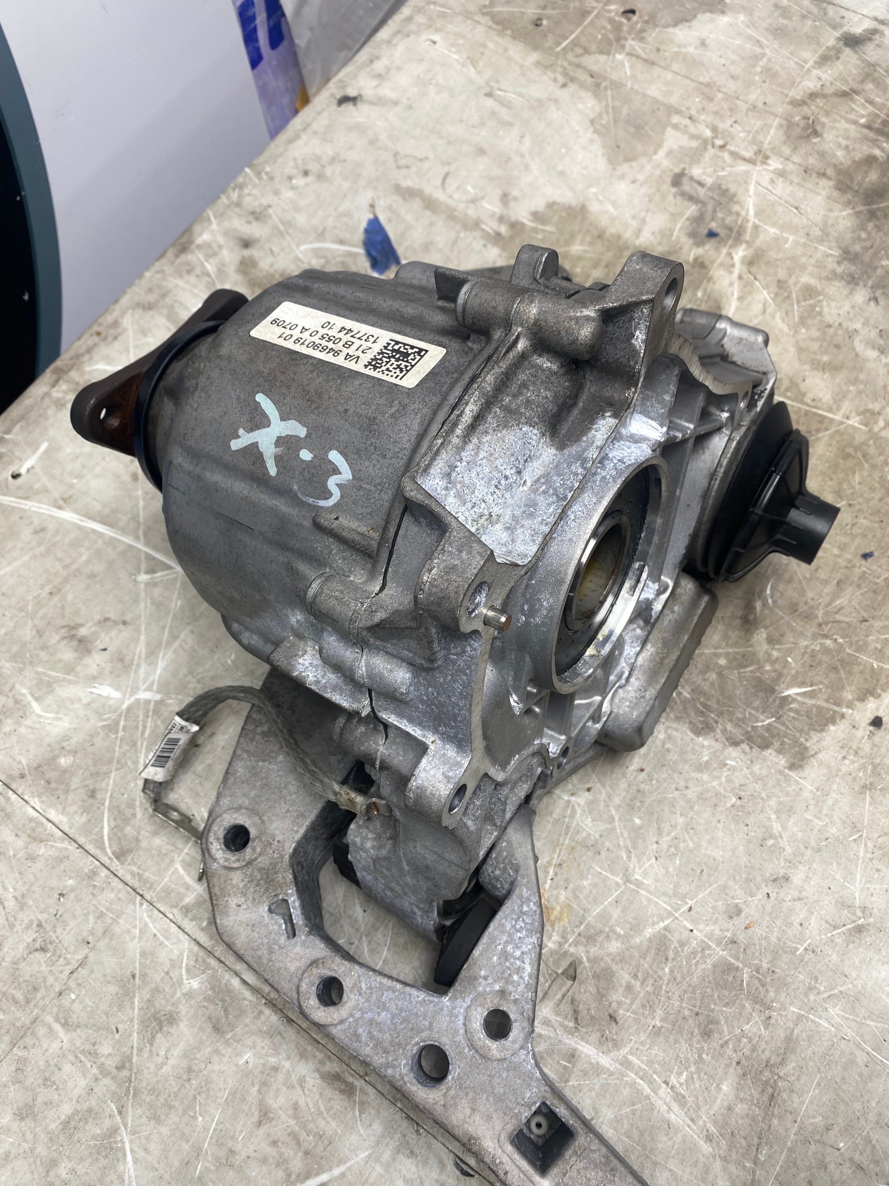 BMW G20/G21/G30/G31/G01/G02 Automatic Torque Splitter – 2019–2024 (13774410)