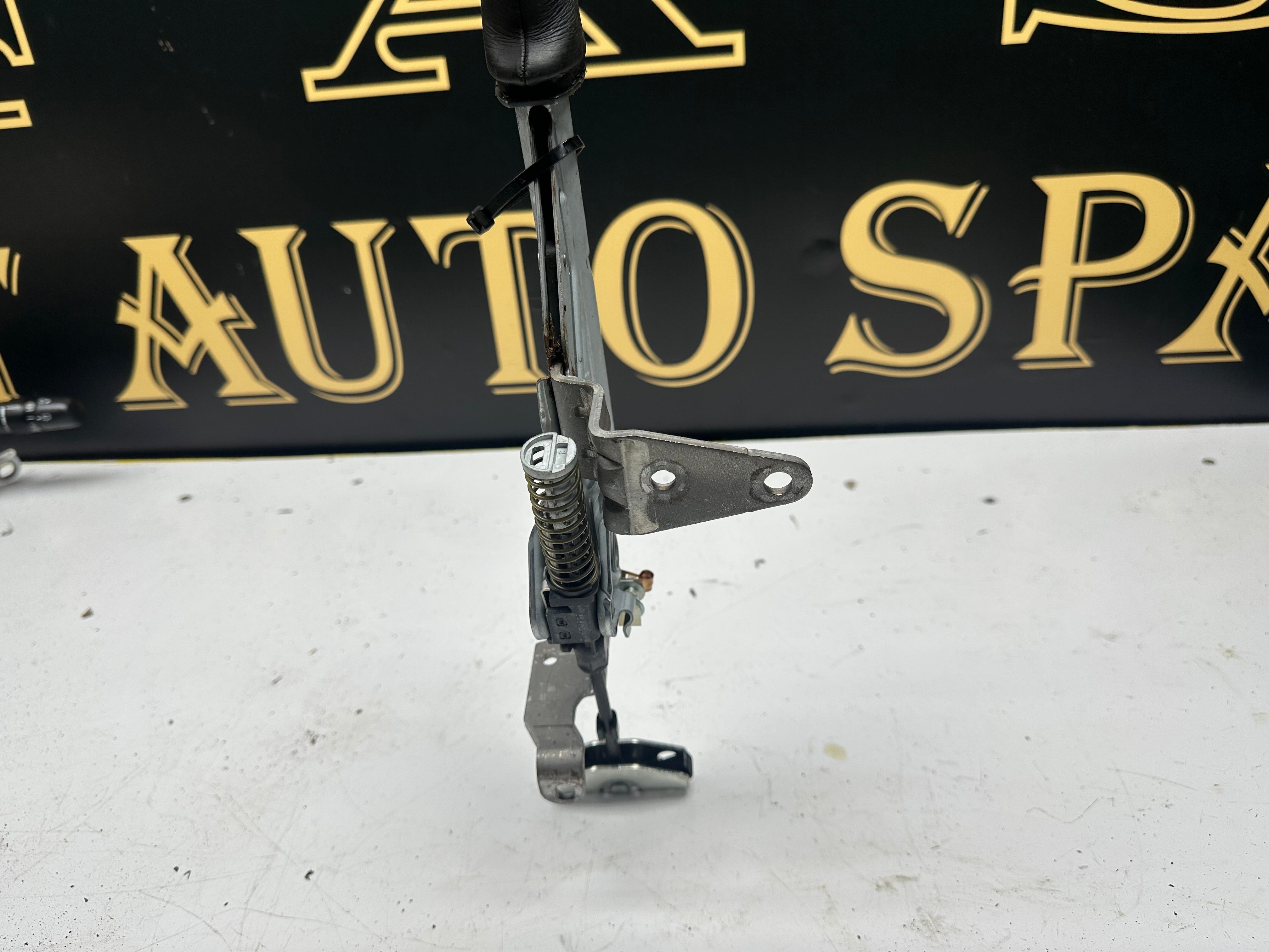 BMW Series 3 F30 F31 2011-2017 Handbrake Handle (3440-6799102-02-RL) (3440679910202)
