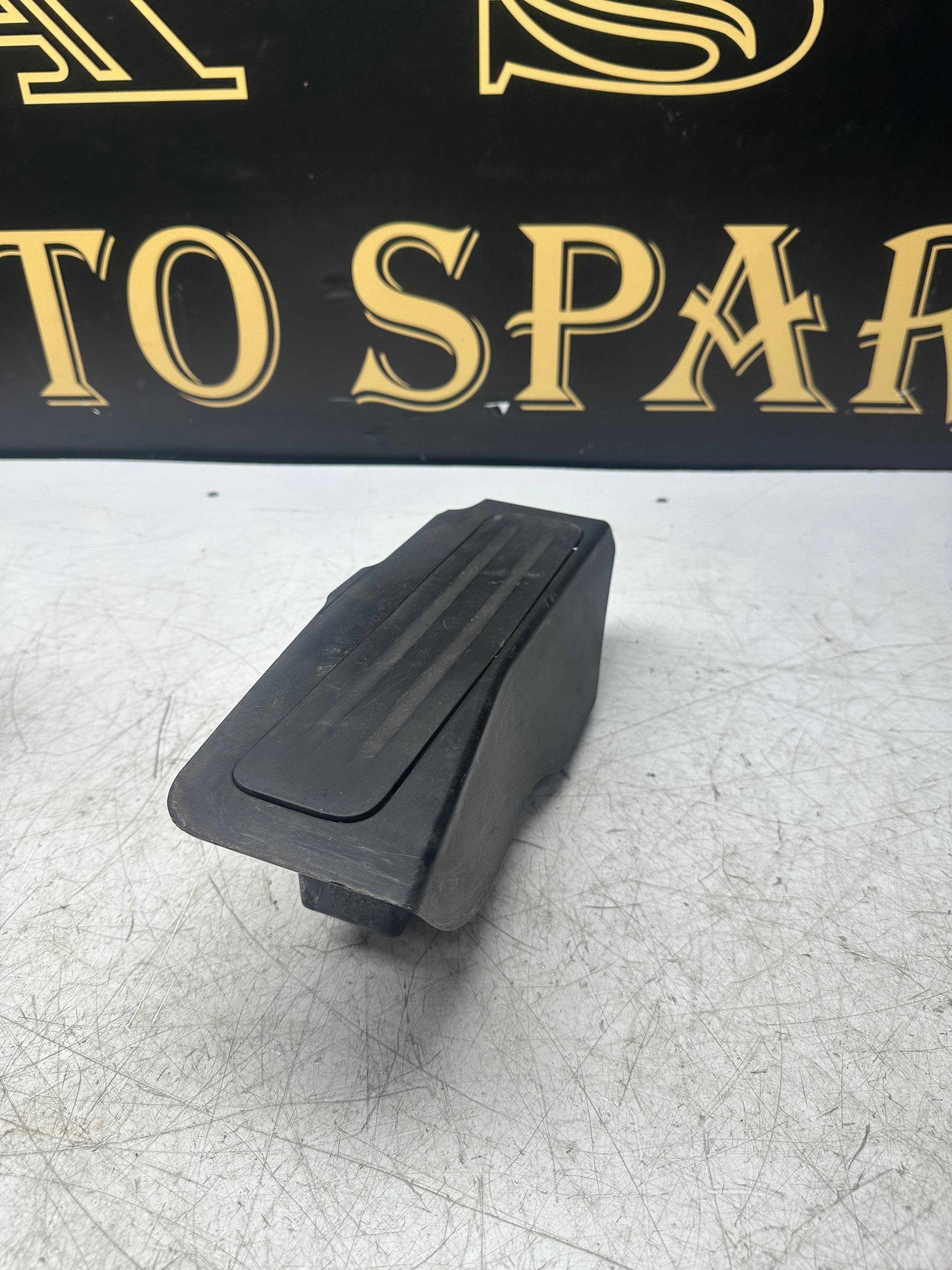 BMW 2 Series Foot Rest / Driver Dead Pedal Trim 7298834 – 2014–2024