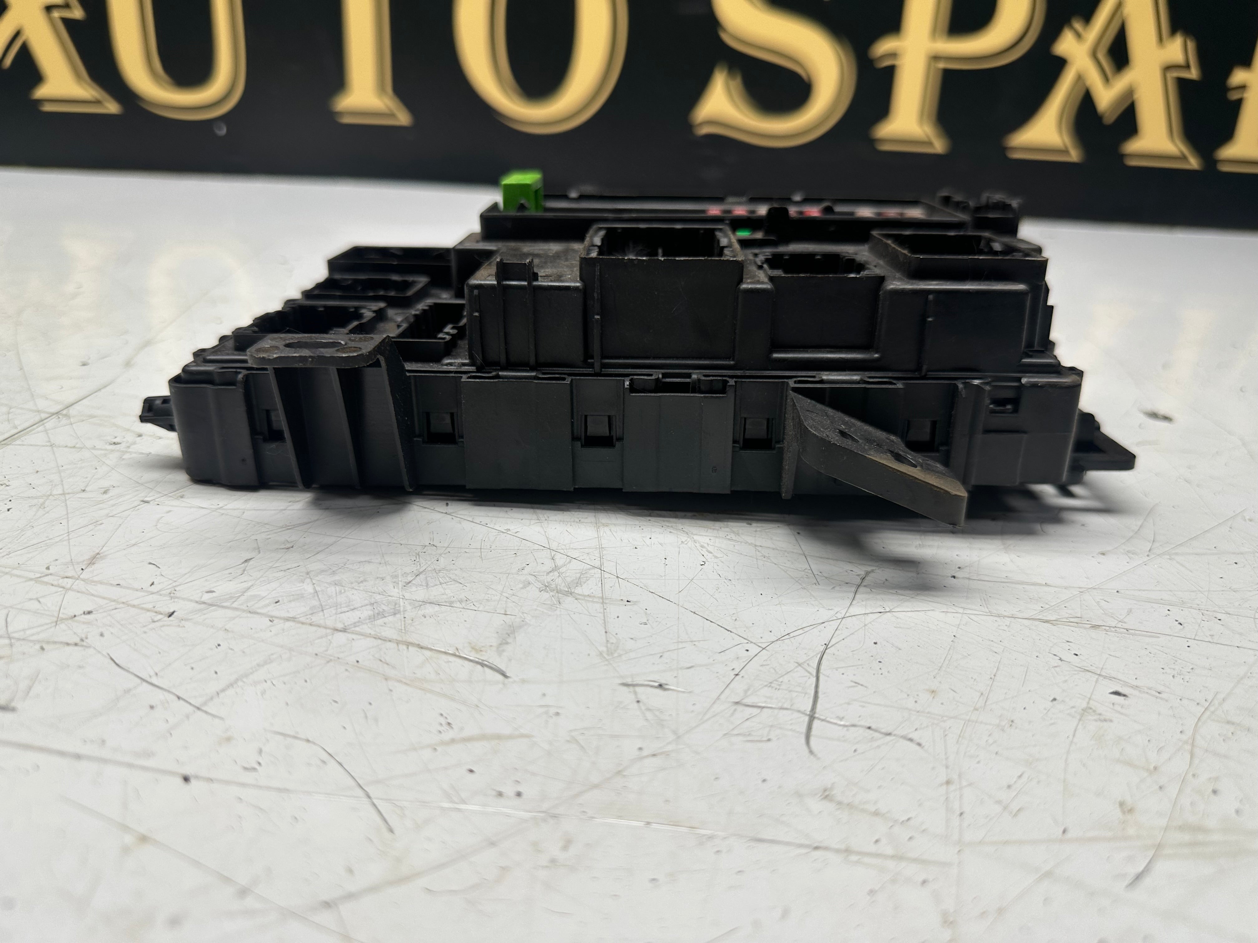 Ford Transit Custom Transit MK8 BCM Body Control Module Fuse Box (JK2T-15604-FAE)