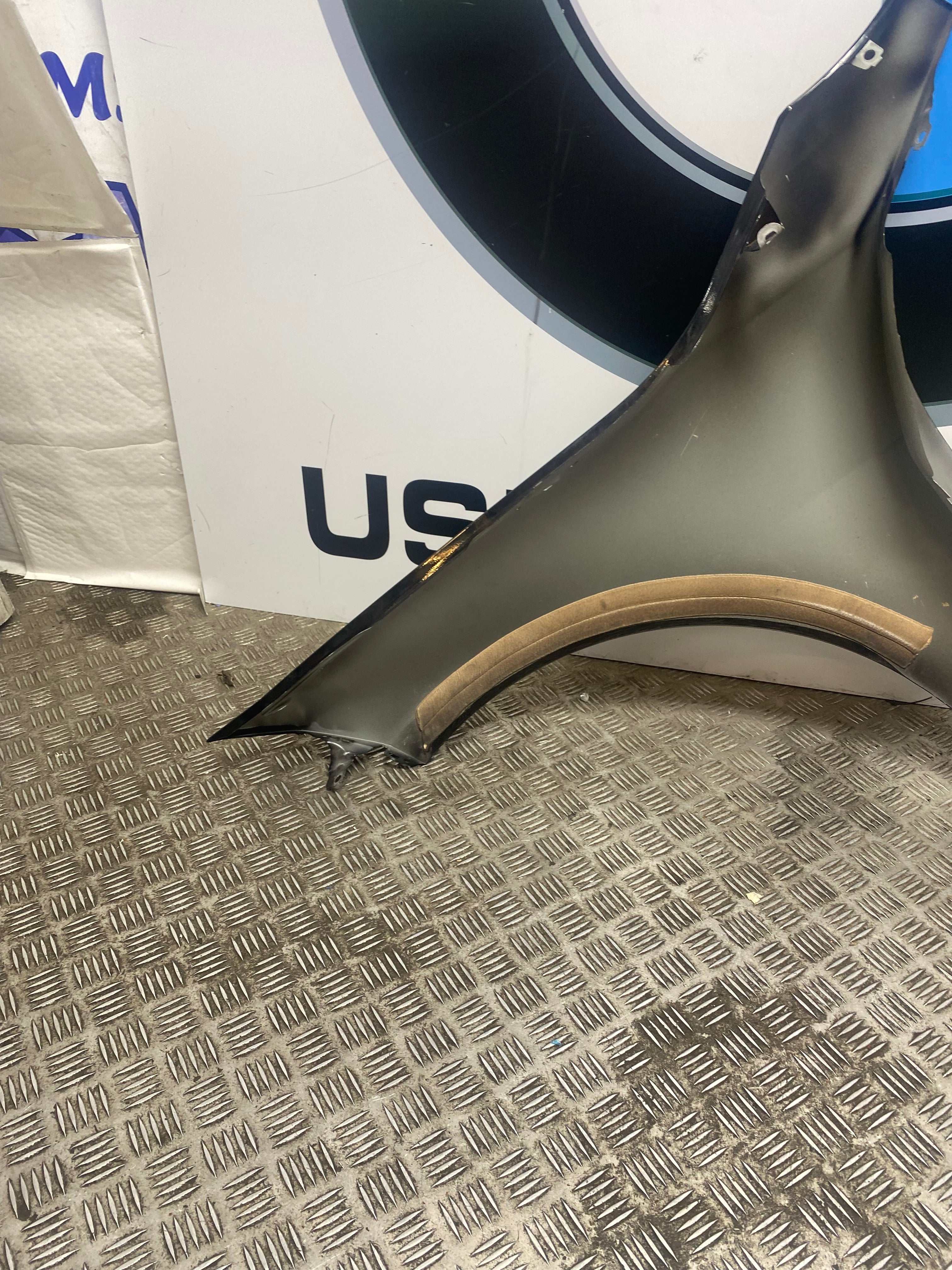 BMW 1 Series F40 Front Driver Fender Wing – 2019–Present (Dent Marked In Yellow)