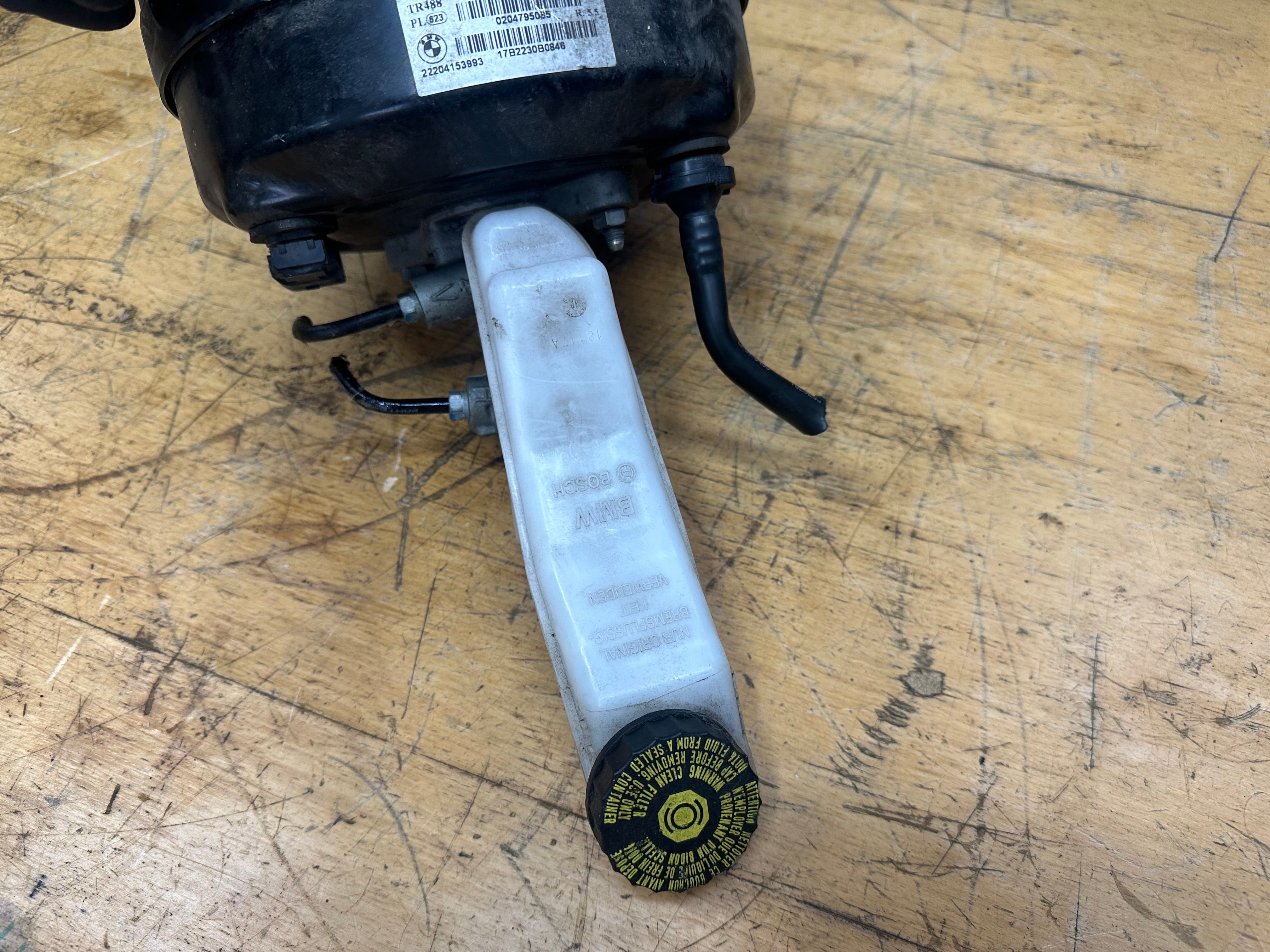 BMW i3 Series Brake Master Cylinder Servo (6799928-04)
