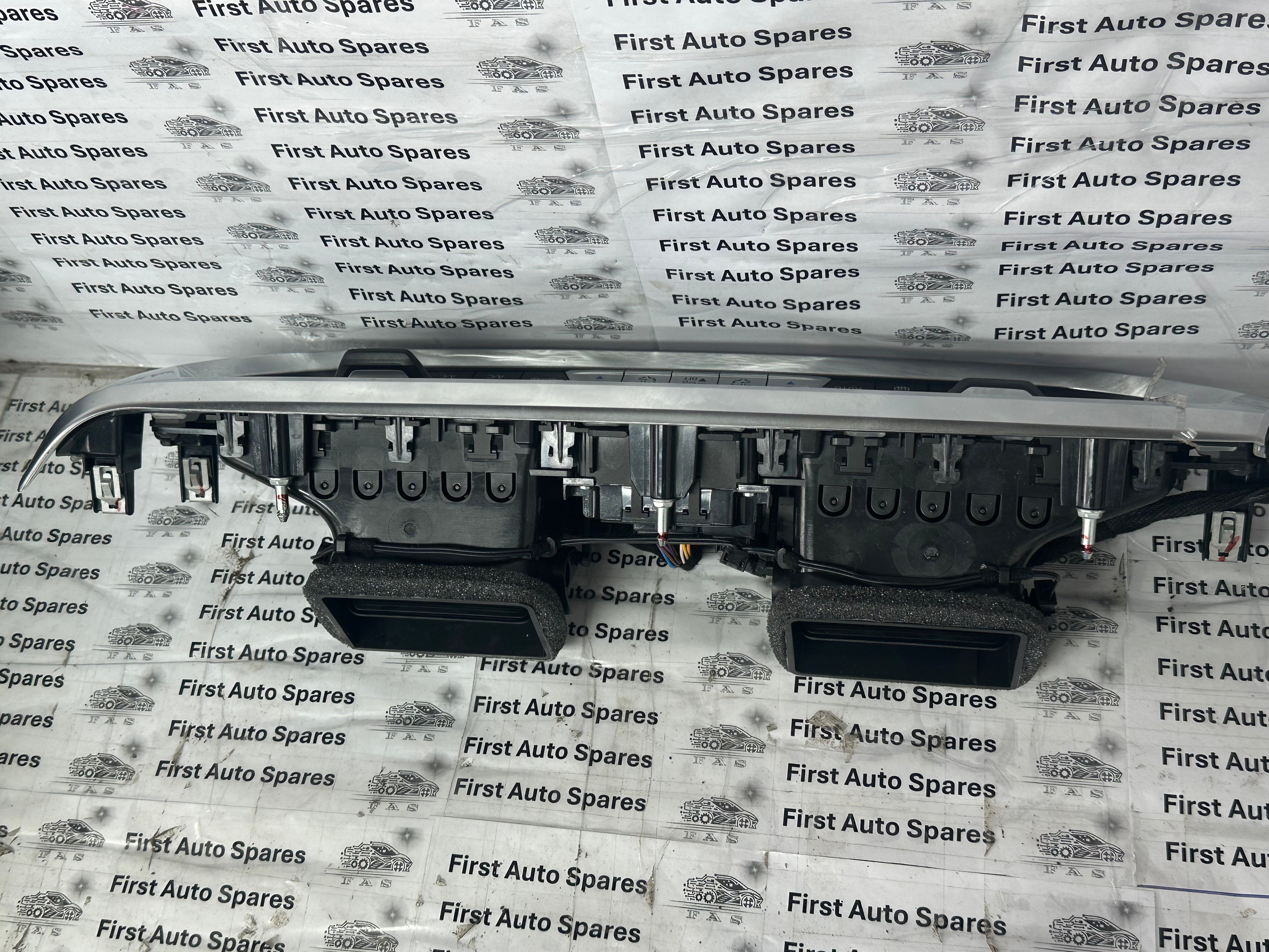 BMW 3 Series G21 Climate Control with Left Air Vent Grille (6848620, 4A0EDD1-02)