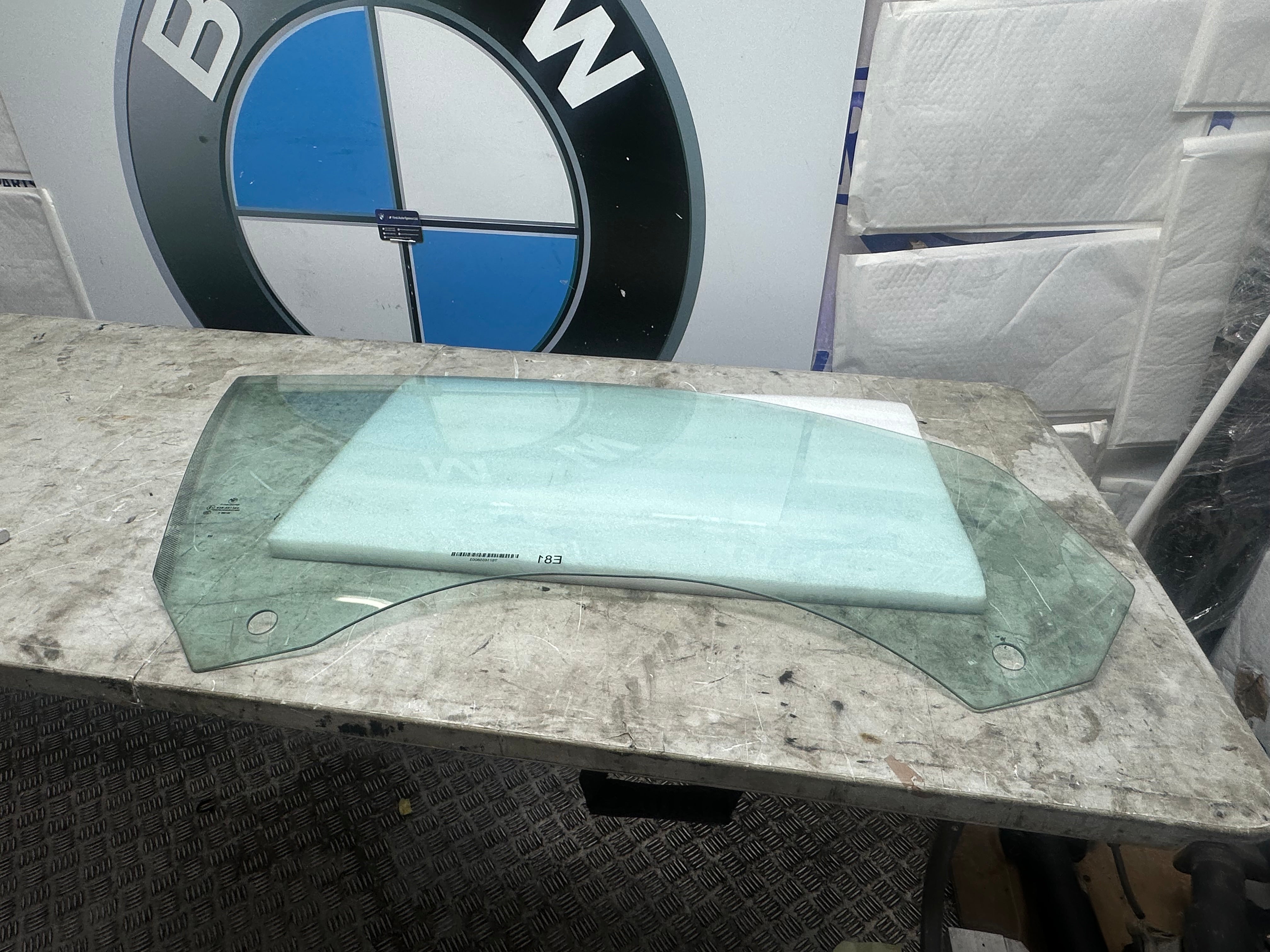 BMW 1 Series E81 Right Driver Side Door Glass – 2007–2012