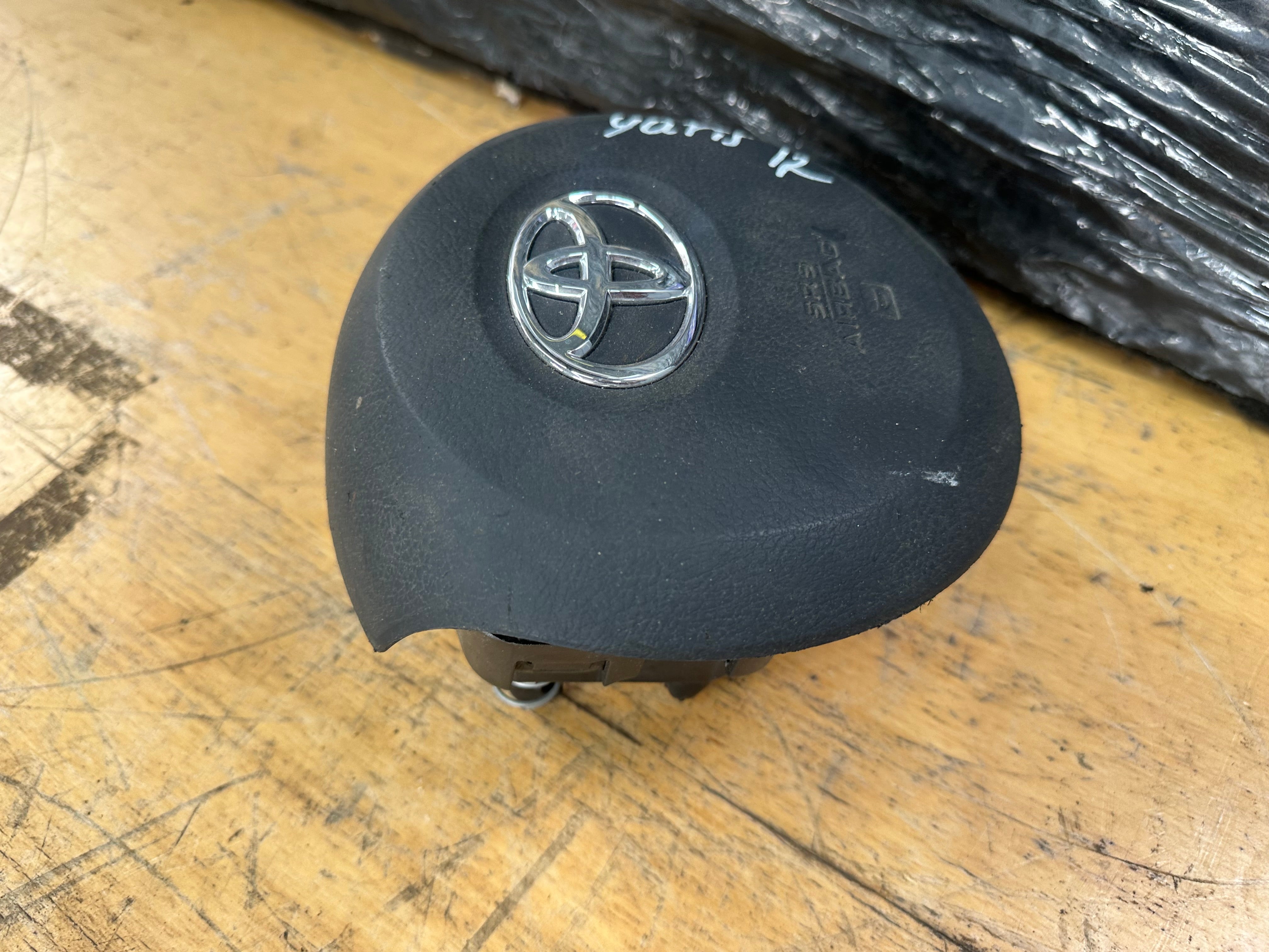 Toyota Yaris 2012 Driver’s Steering Wheel Abag (45019-0D420) (310565699B4U-AA)