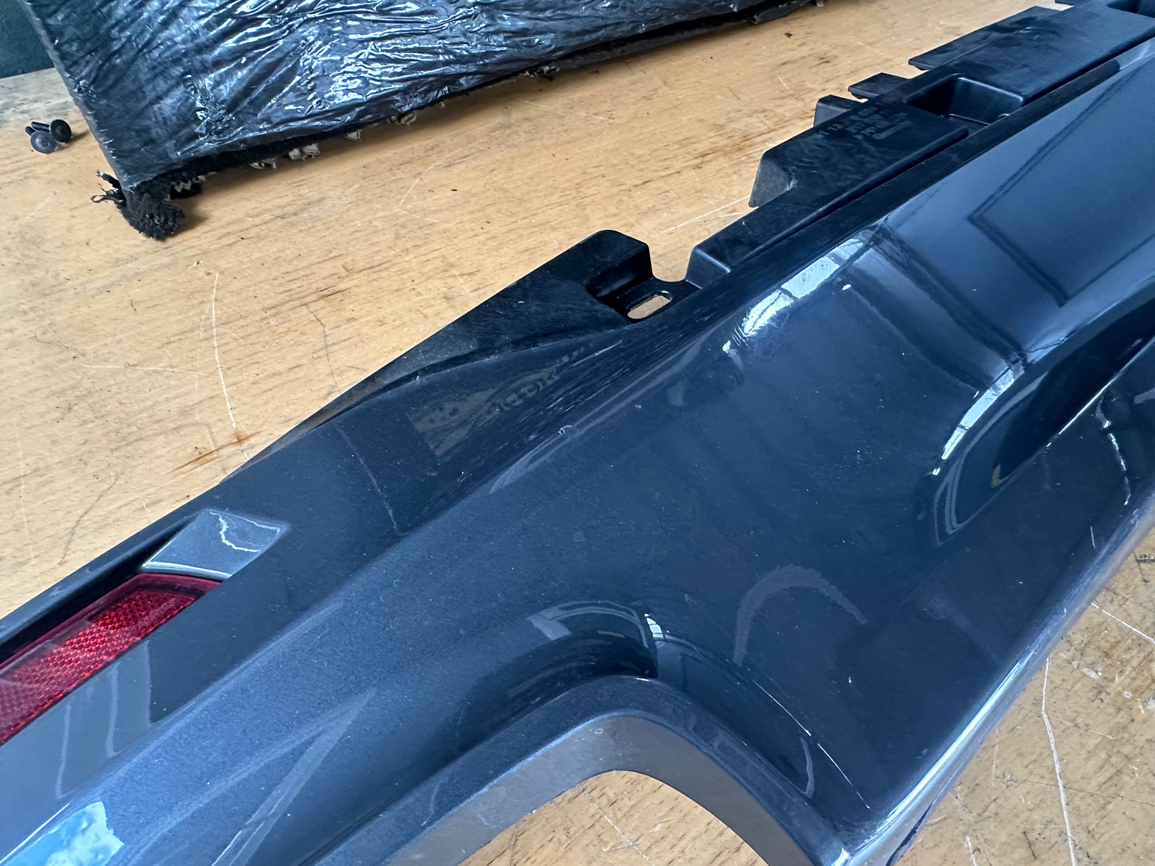 BMW 5 Series G30 M Rear Bumper Diffuser (51128064718) (8064718)