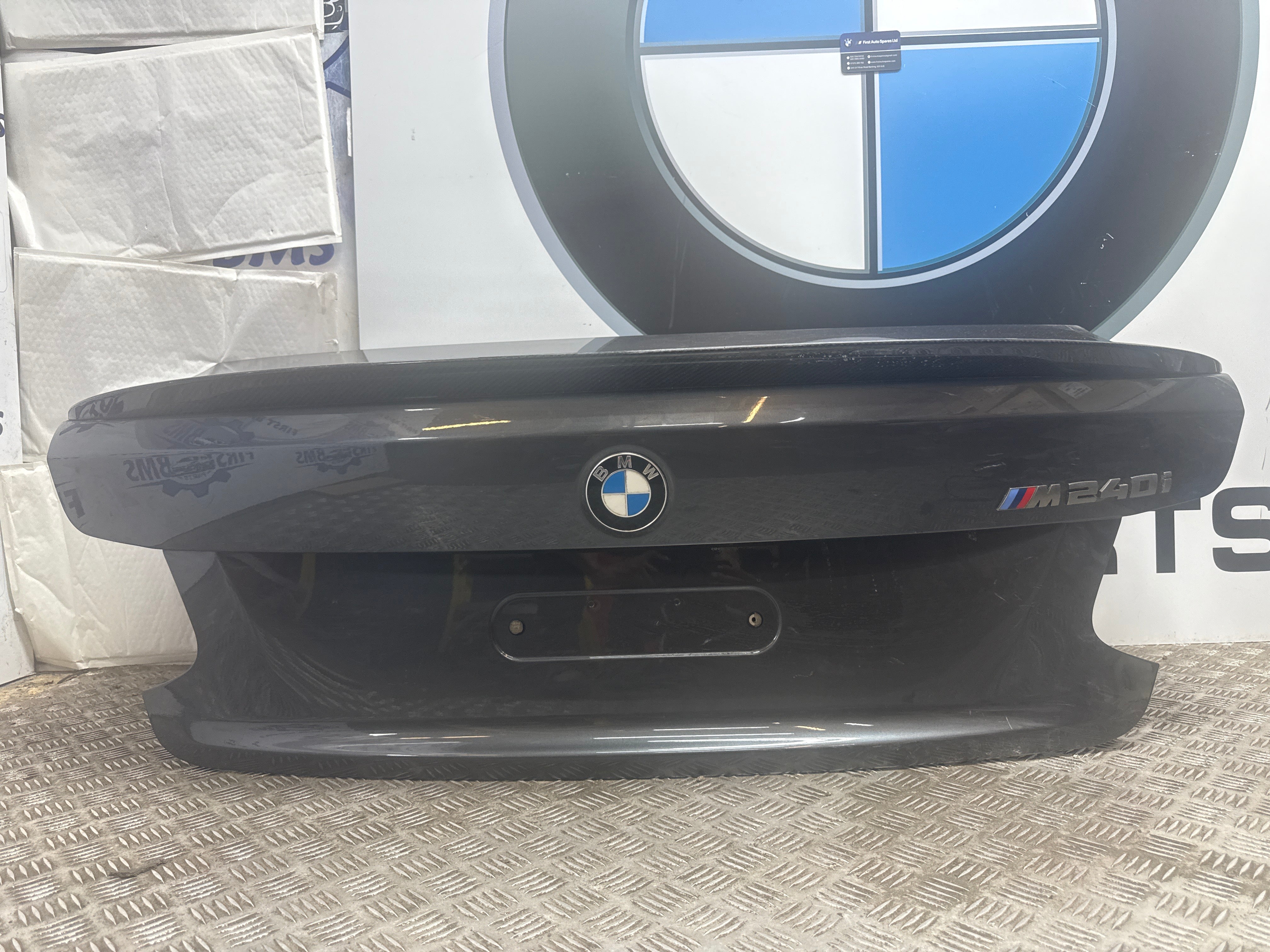 BMW 2 Series F22 M240i M Sport Tailgate with Spoiler / Bootlid  2014–2021