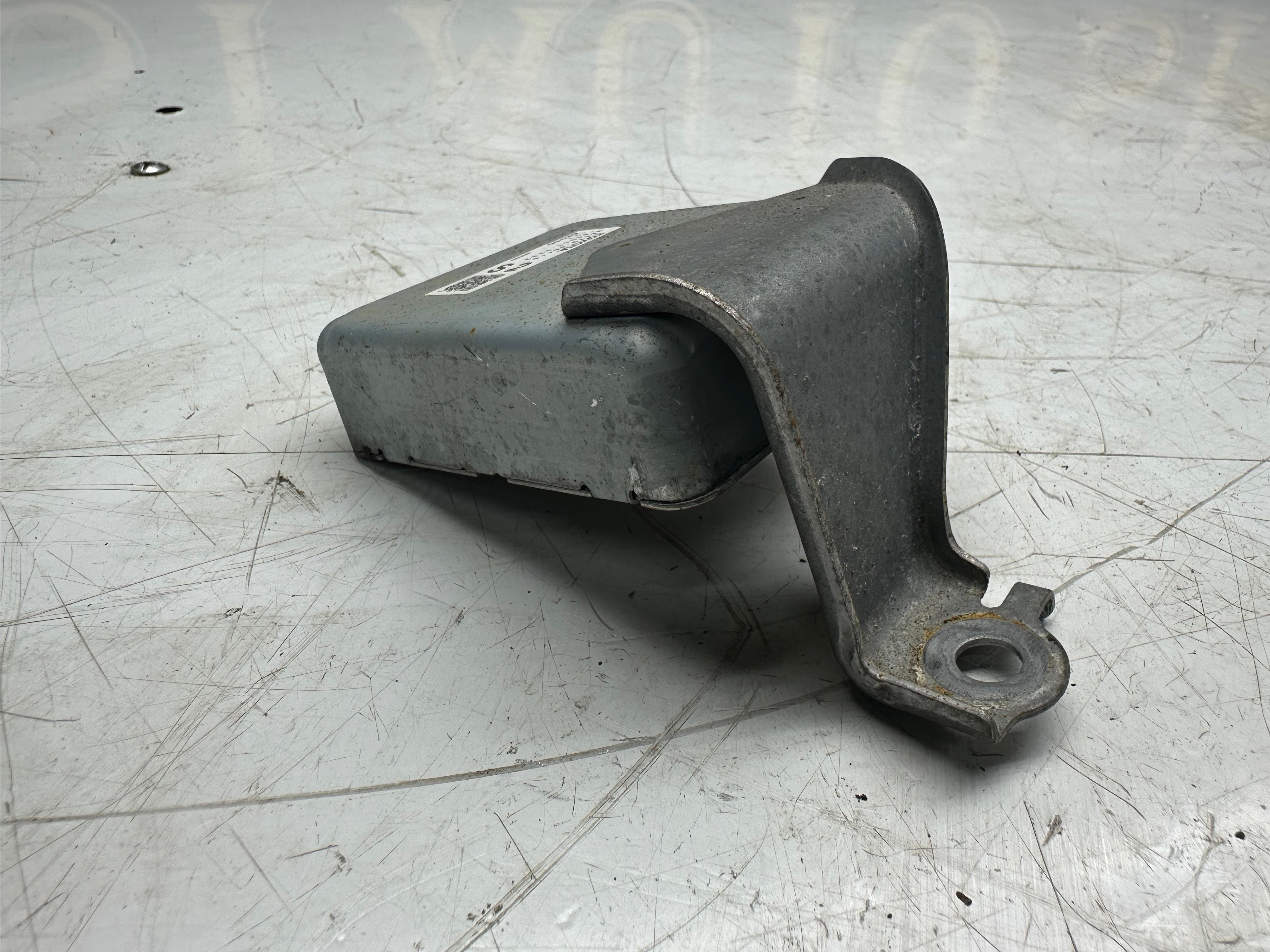 Toyota/ Lexus RX450 2016–2022 Hybrid Control Module Unit (86572-48110)