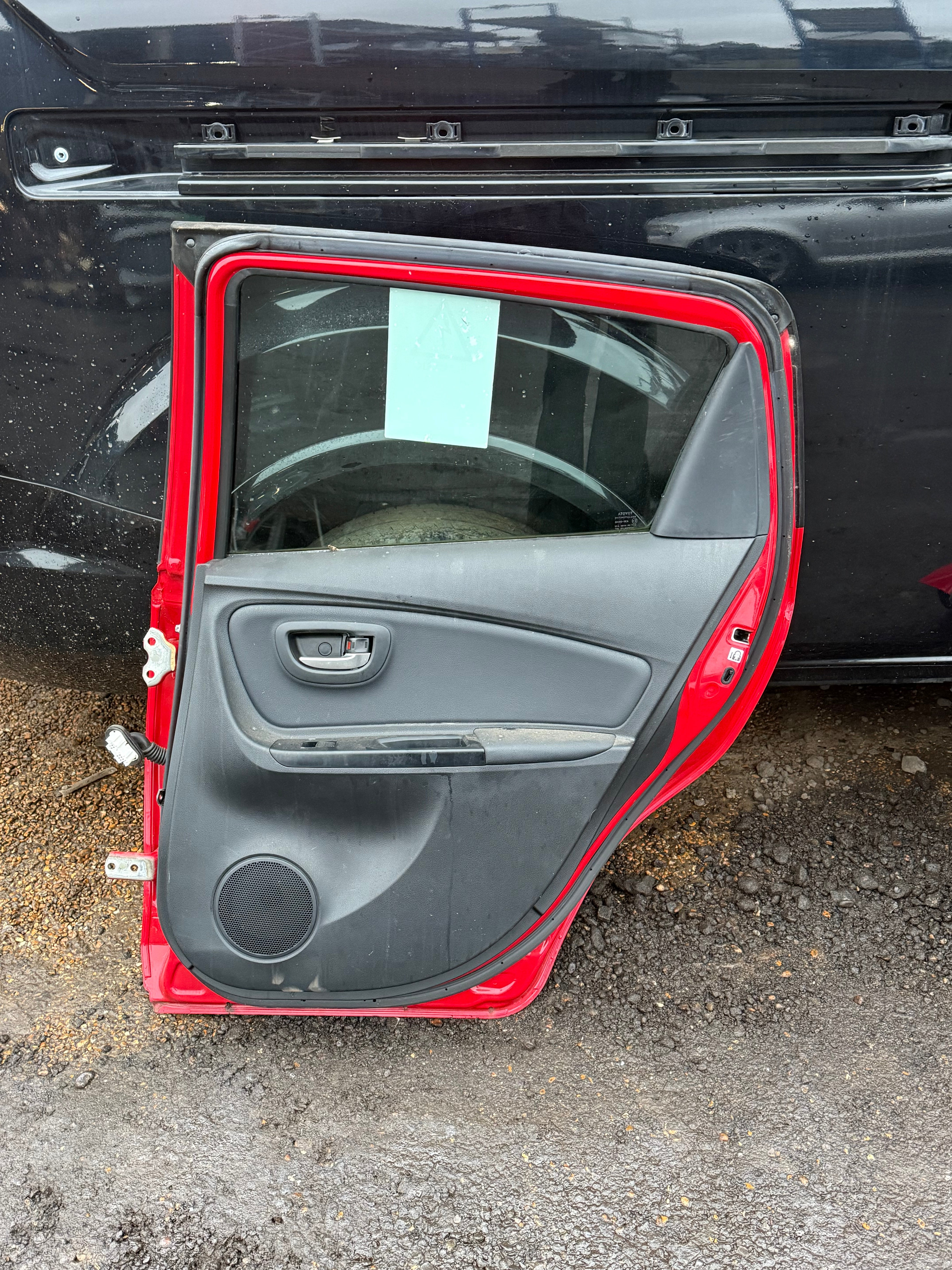 Toyota Yaris 2014-2016 Driver Side Rear Door