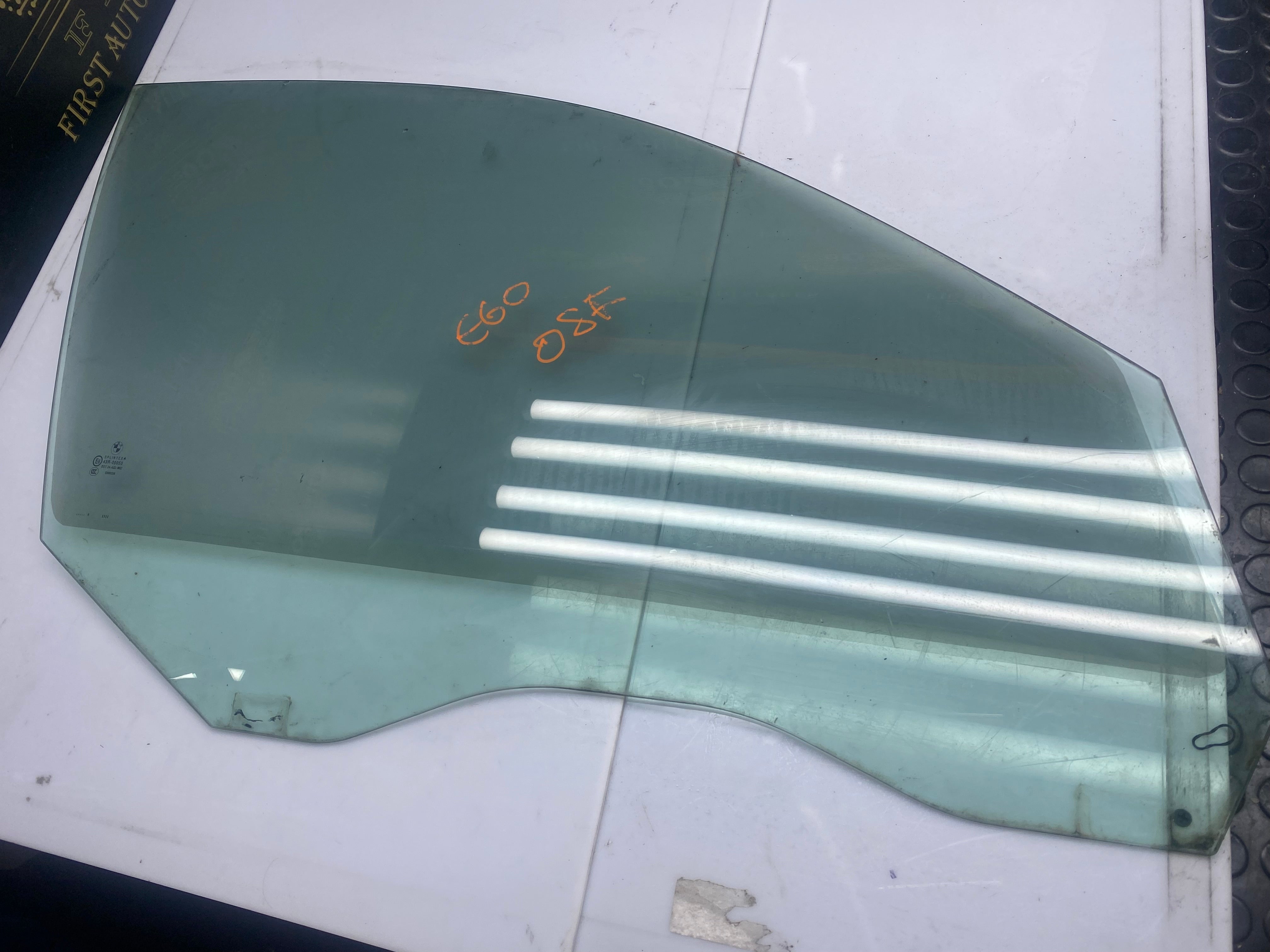 BMW 5 Series E60 Front Passenger Side Window Glass 2003–2010