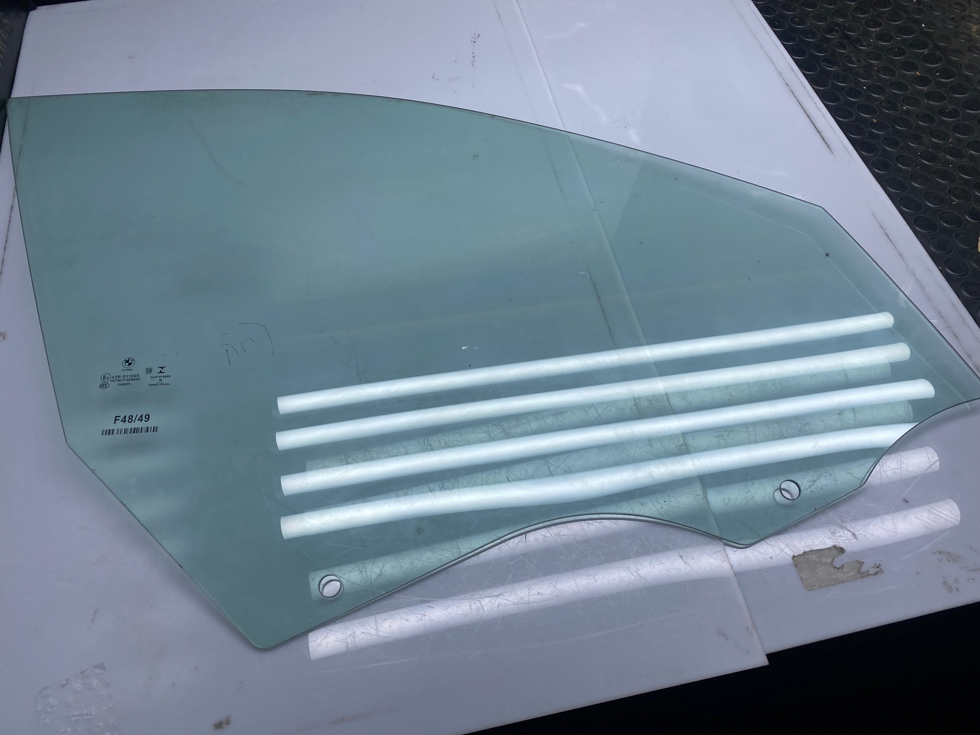 BMW 1 Series F20 Front Passenger Side Window Glass 2011–2019