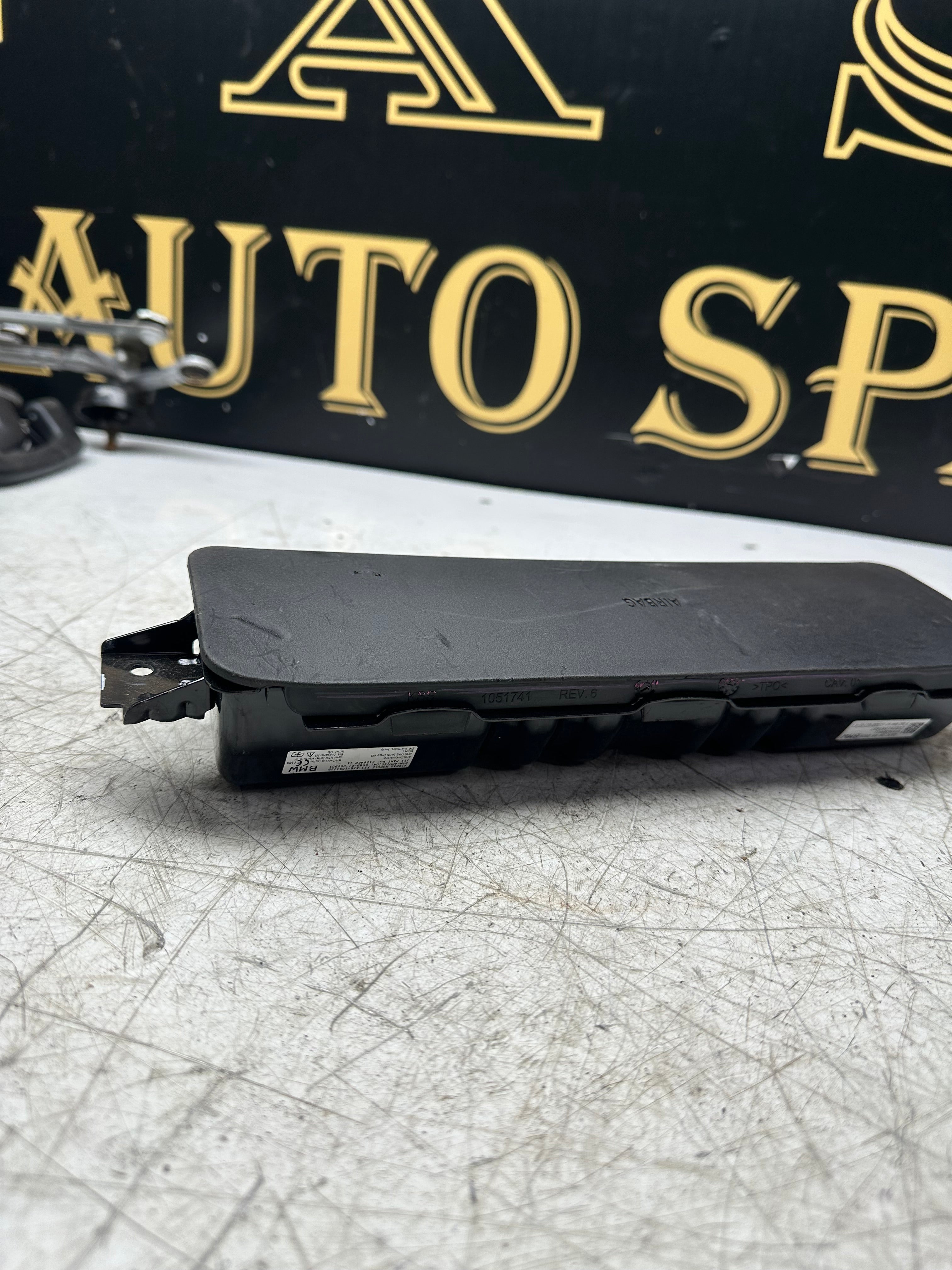 BMW X3 G01 Knee Airbag Dashboard Airbag Right Side (312640811)