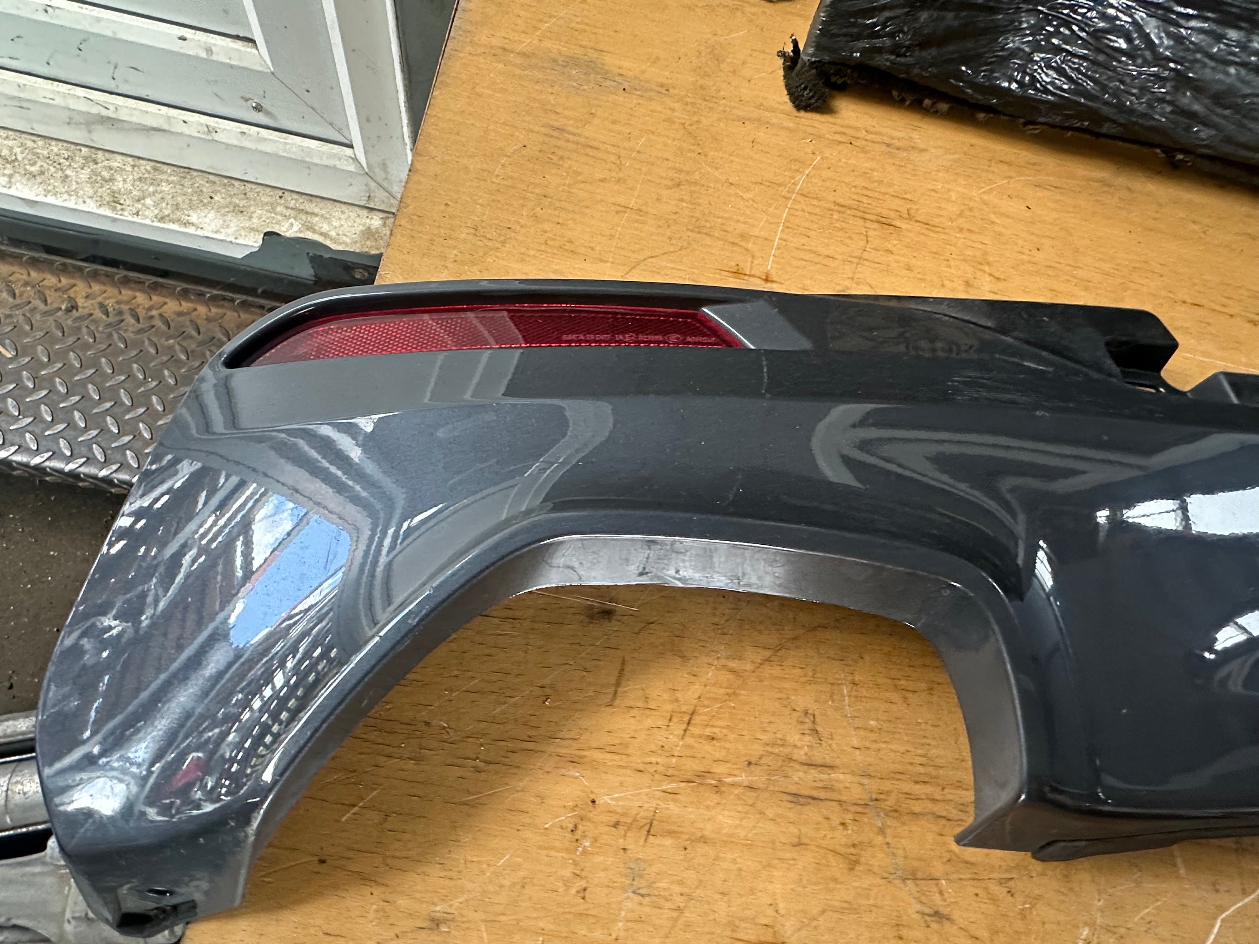 BMW 5 Series G30 M Rear Bumper Diffuser (51128064718) (8064718)