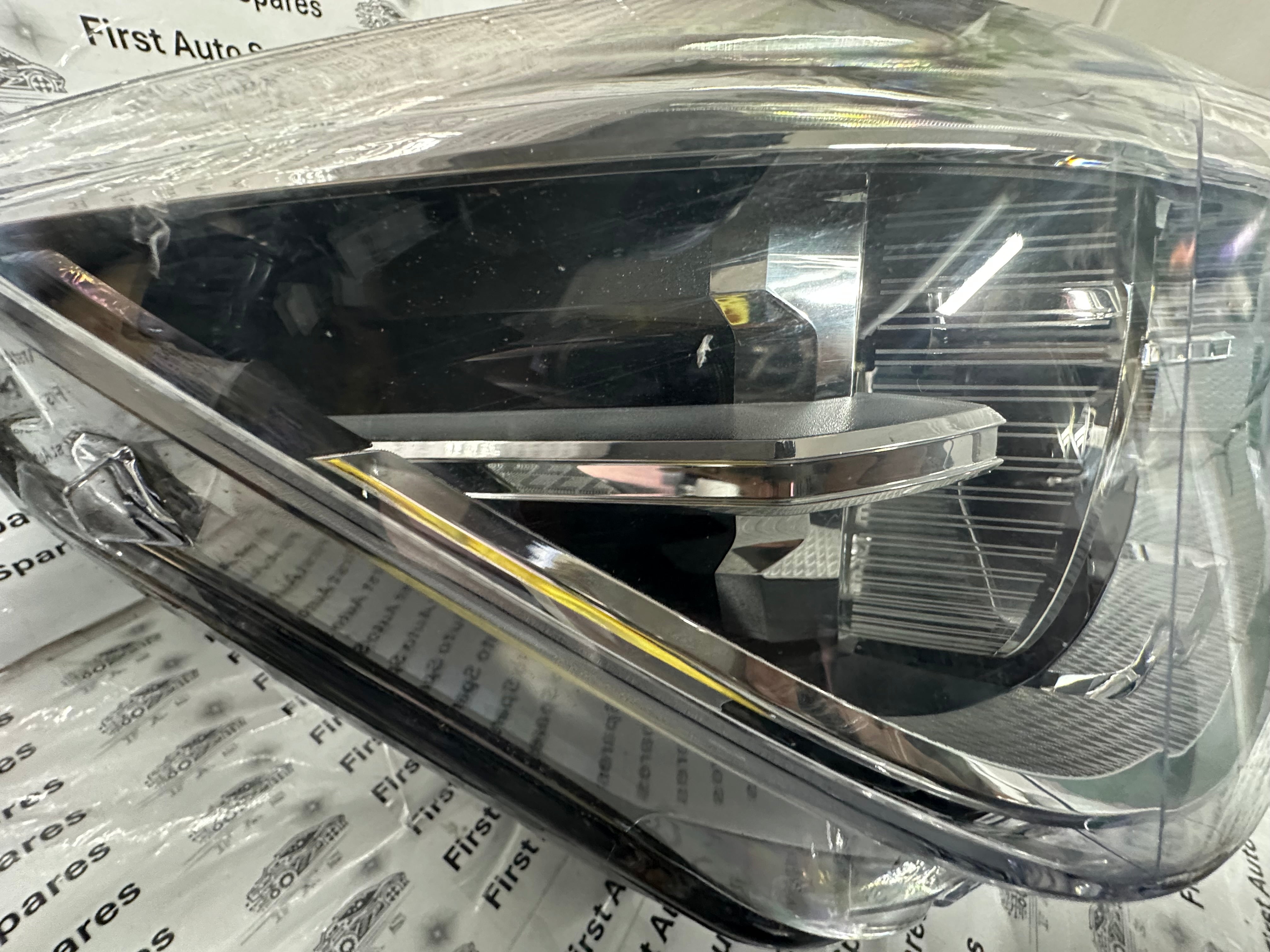 BMW 3 Series F30 F31 Right Headlight (7419634-01)