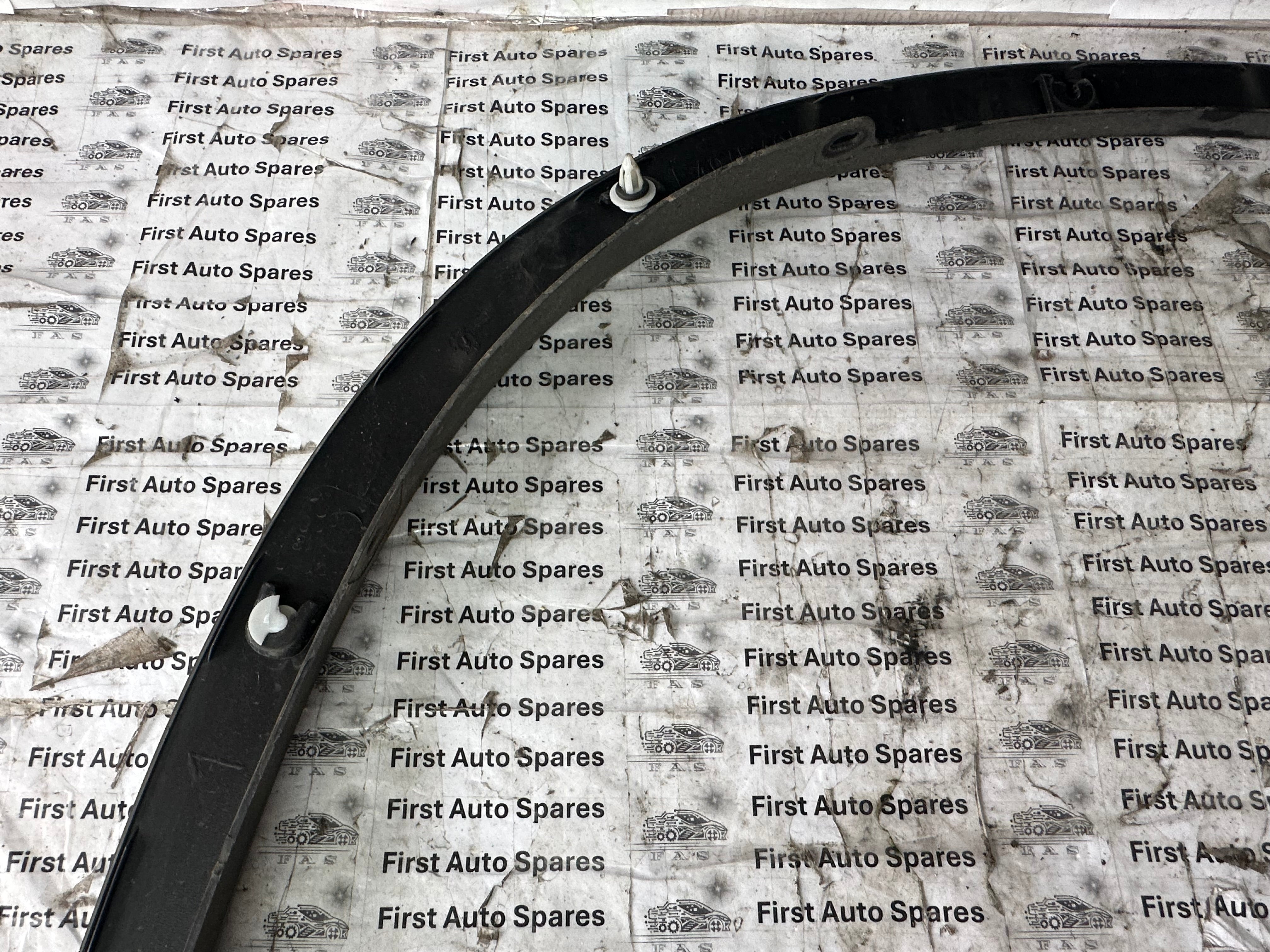 BMW X1 F48 Wheel Arch Wing Trim Rear Right (7332340)