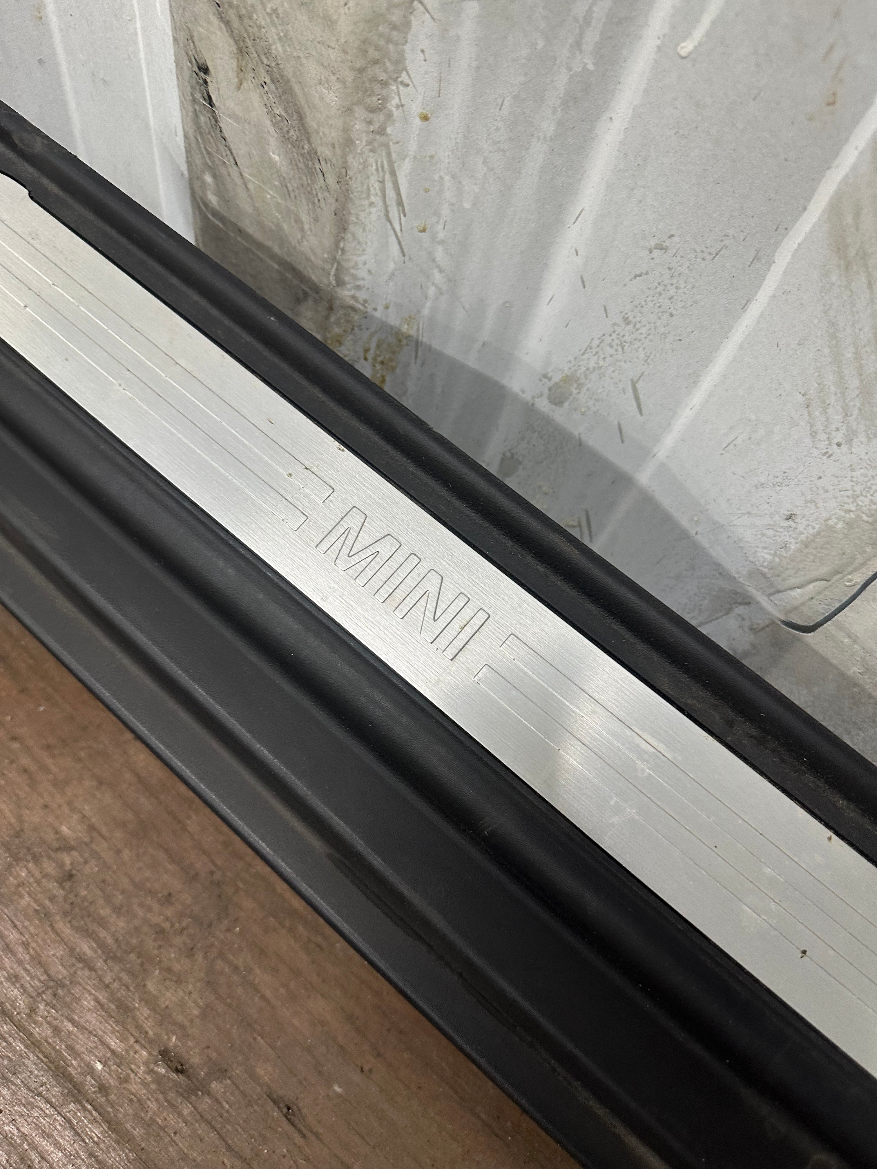 Mini Cooper Side Skirt Left – 2014–2024