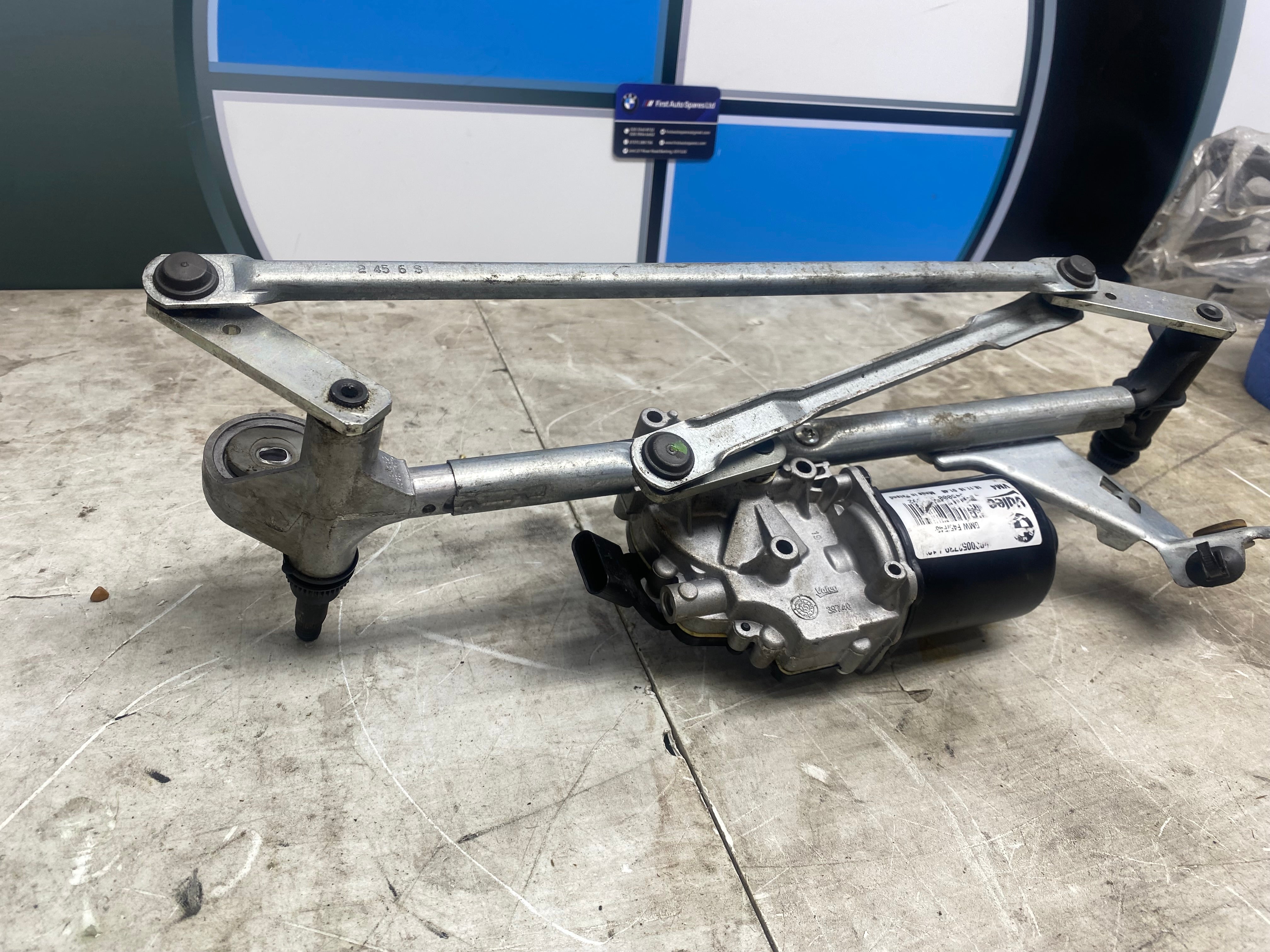 BMW 2 Series F45/F46 Front Wiper Motor & Linkage Mechanism – 2014–2022