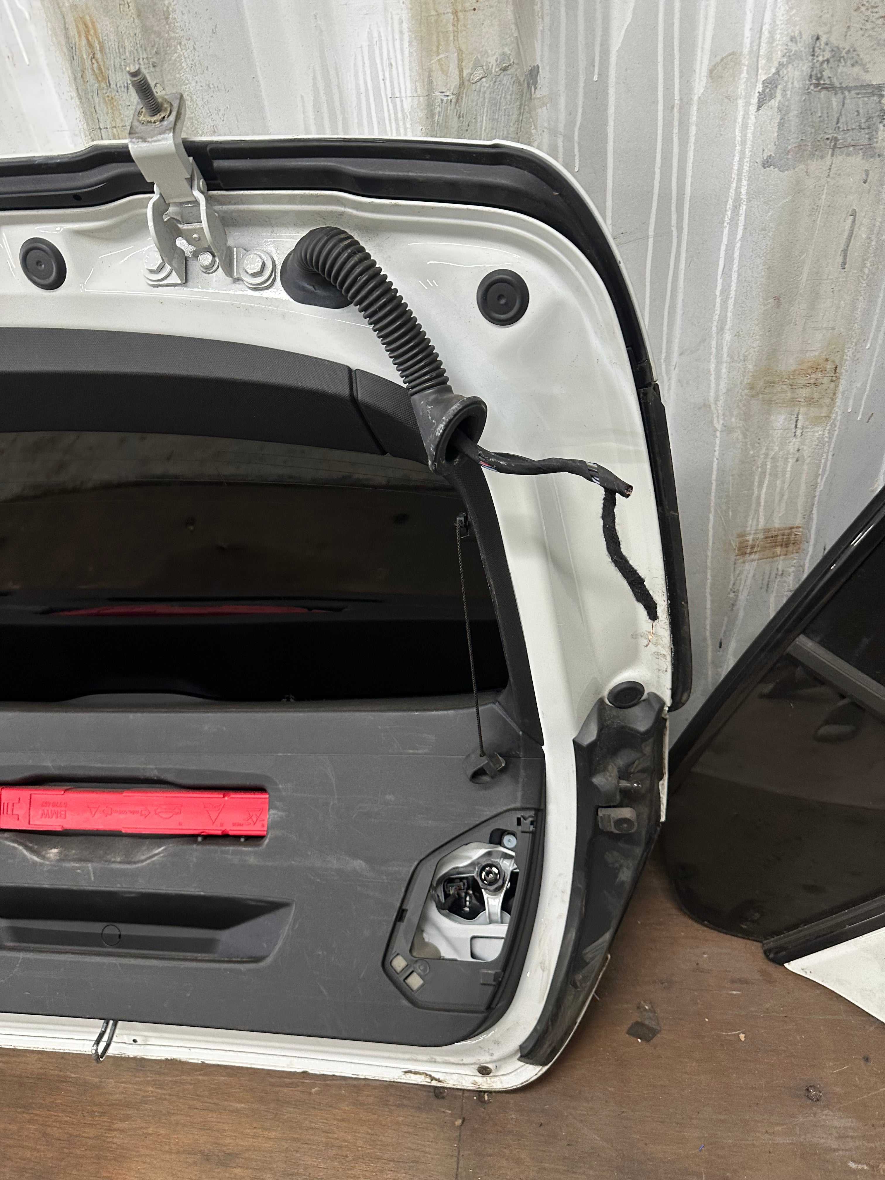 BMW 1 Series Boot Lid – 2019-2024 (WHITE)