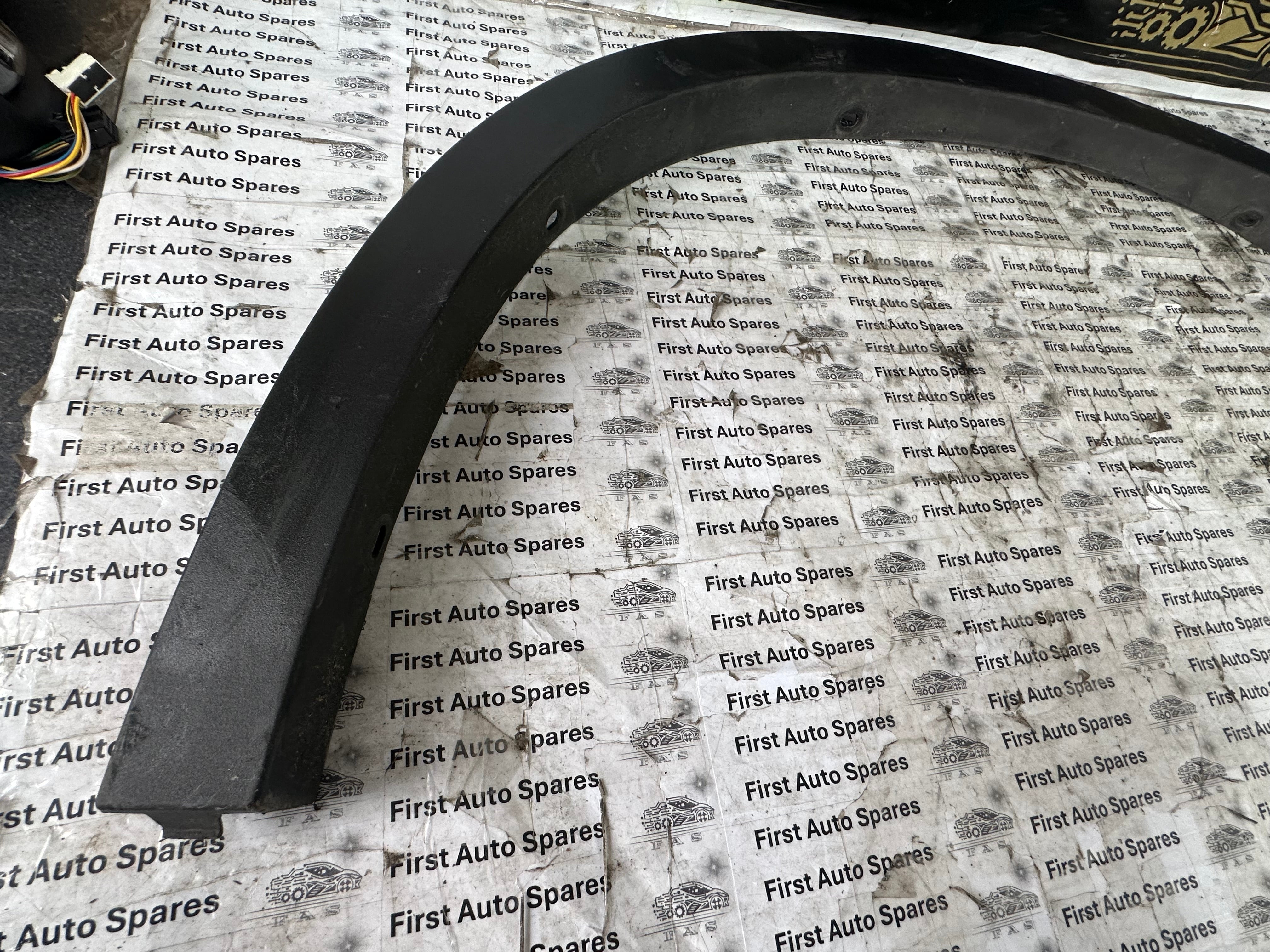 BMW X1 F48 Wheel Arch Wing Trim Rear Left (7332339)