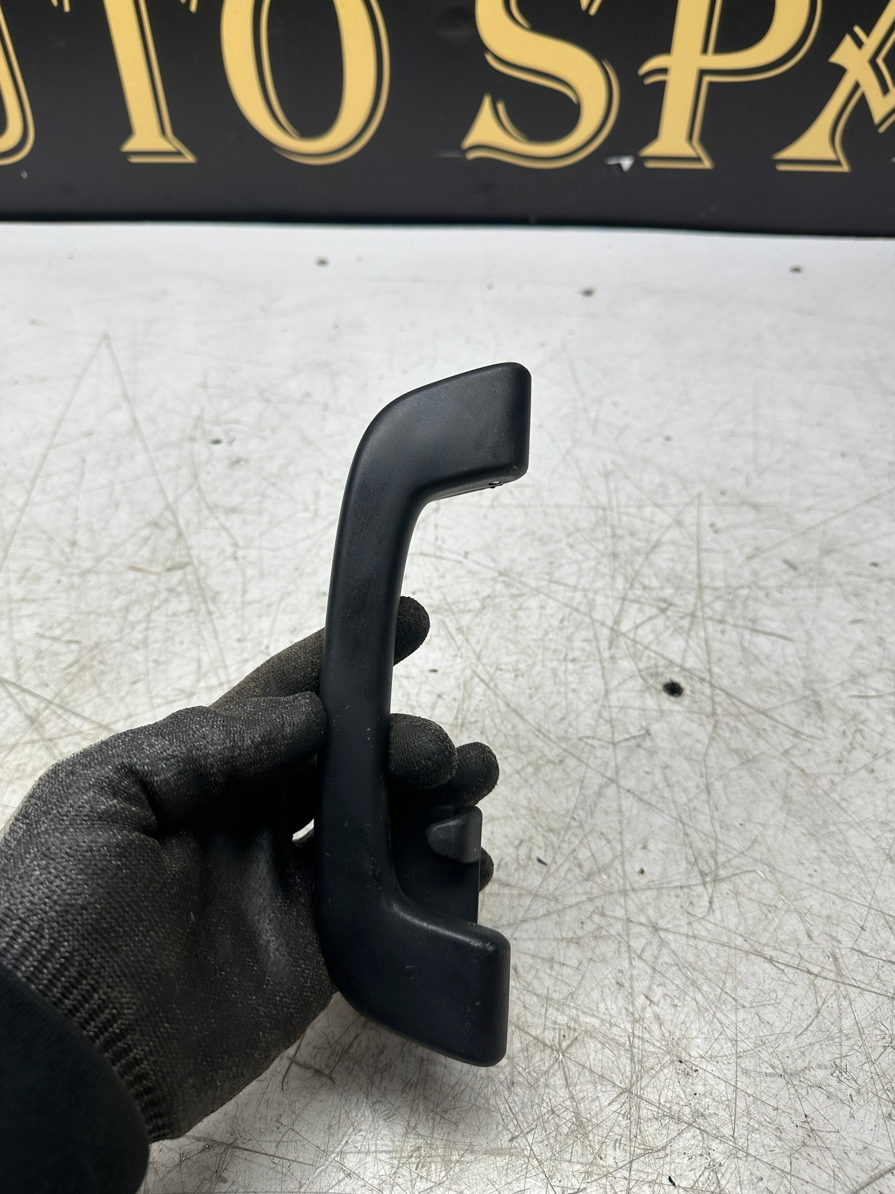 BMW iX3 G08 Front Right Roof Grab Handle – PA6GF30