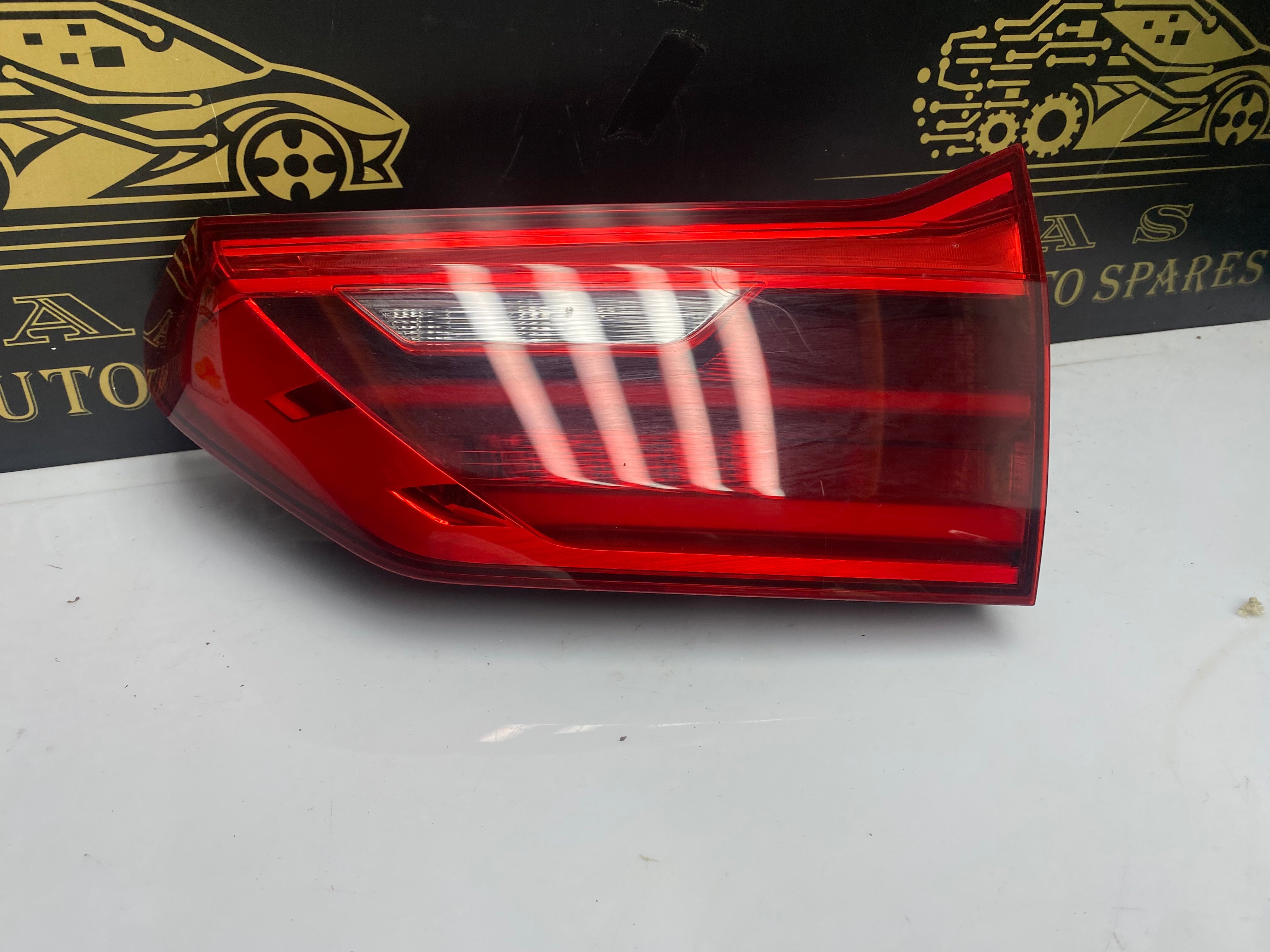 BMW 5 Series G31 Rear Right Tailgate Tail Light Lamp – 2017–2023