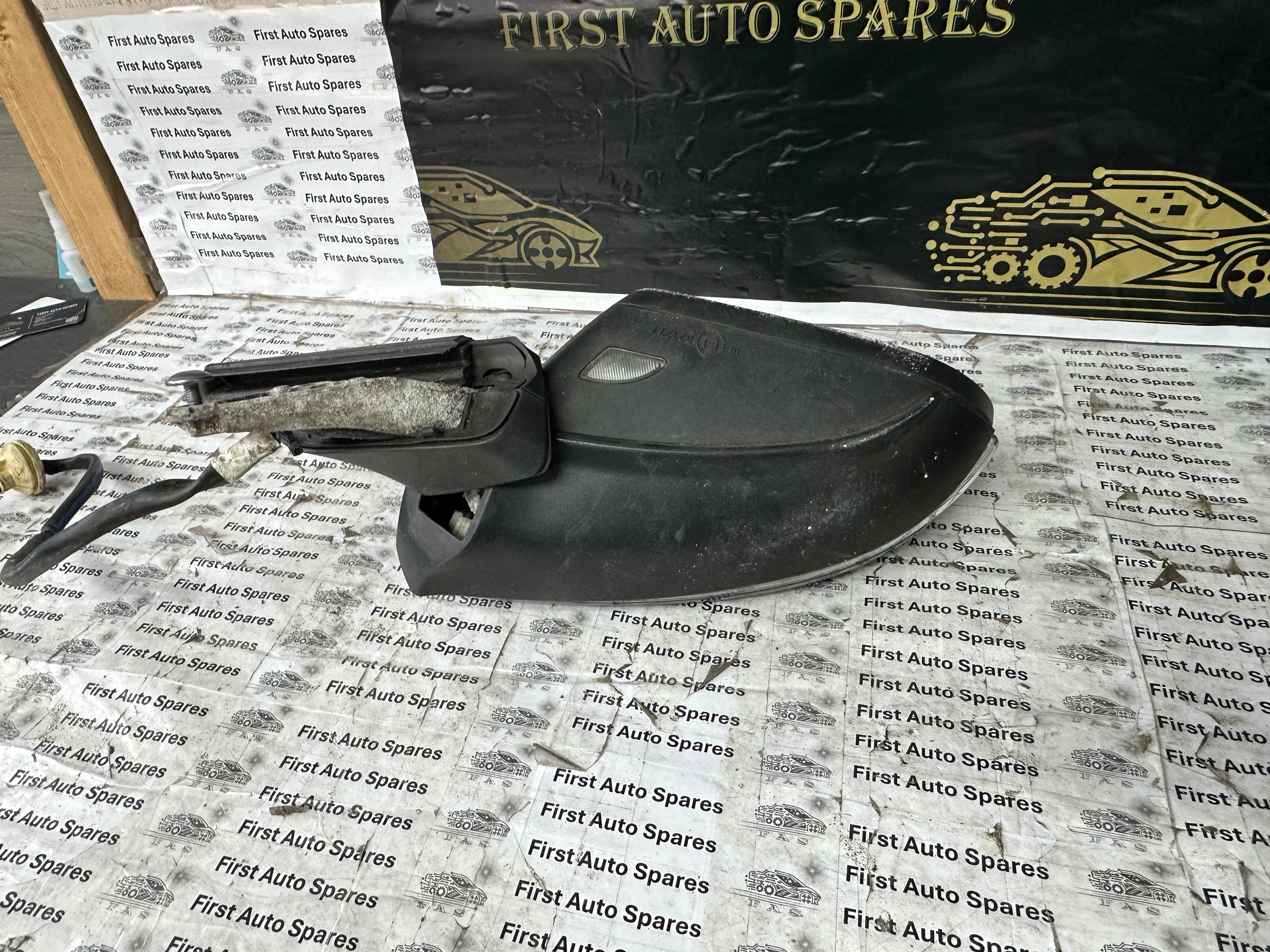 Volkswagen Golf MK7.5 2013–2017 Right Driver’s O/S Wing Mirror