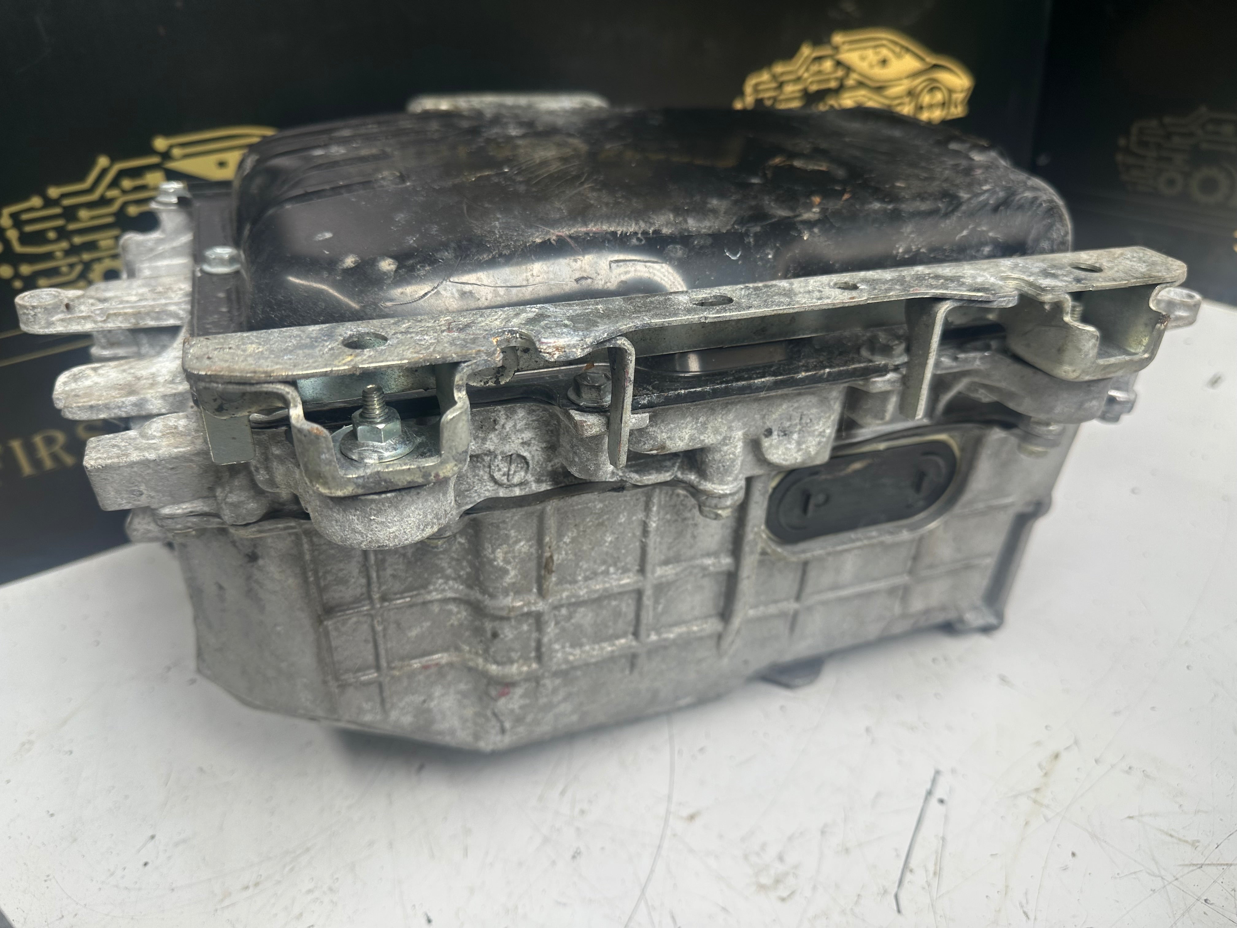 Toyota Yaris Hybrid High Voltage Battery with Converter (G9200-52031) (22JTE52031B15C060158)