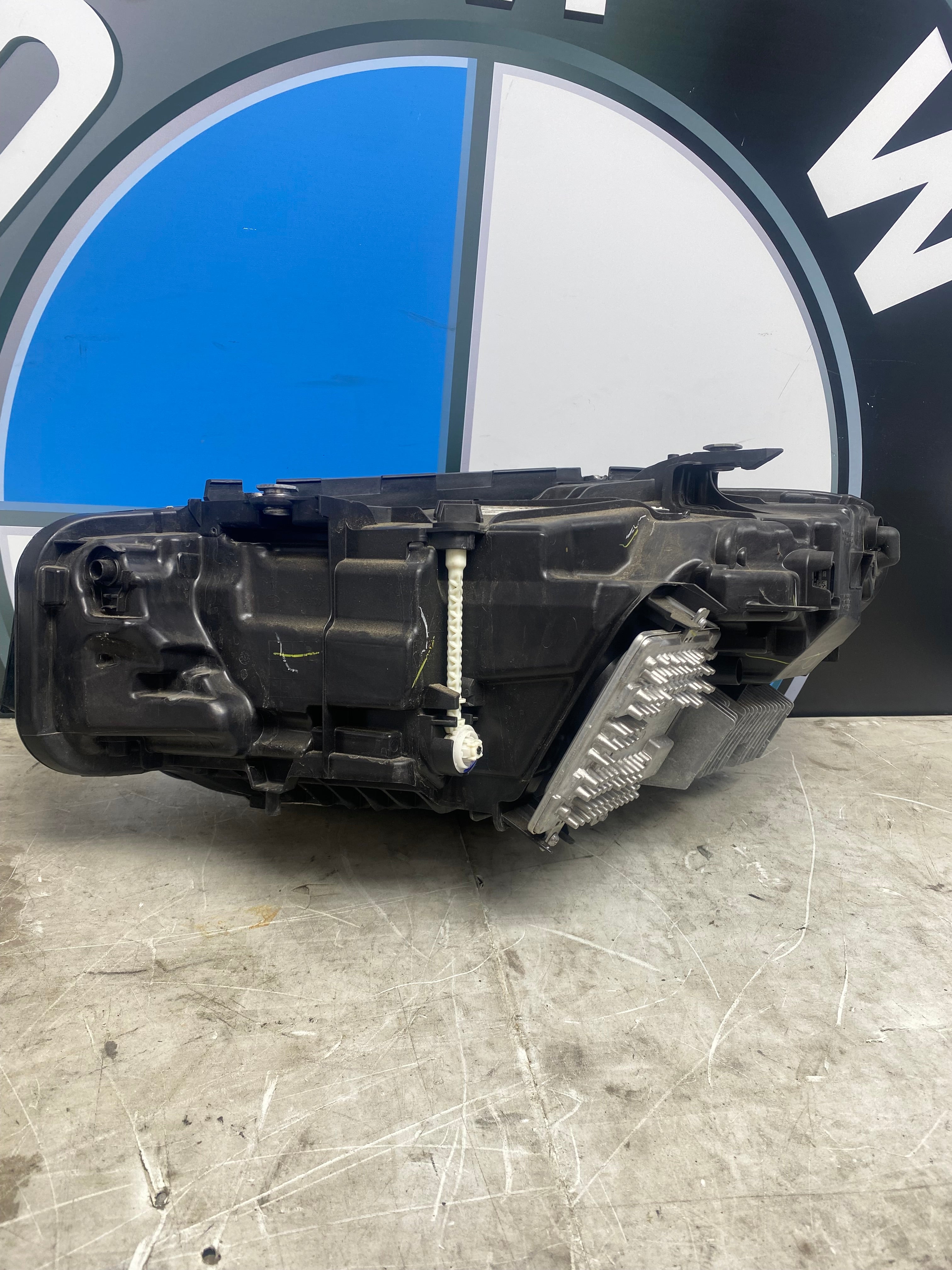 BMW 3 Series G20 / 5 Series G30 LED Headlight – 2019–2023