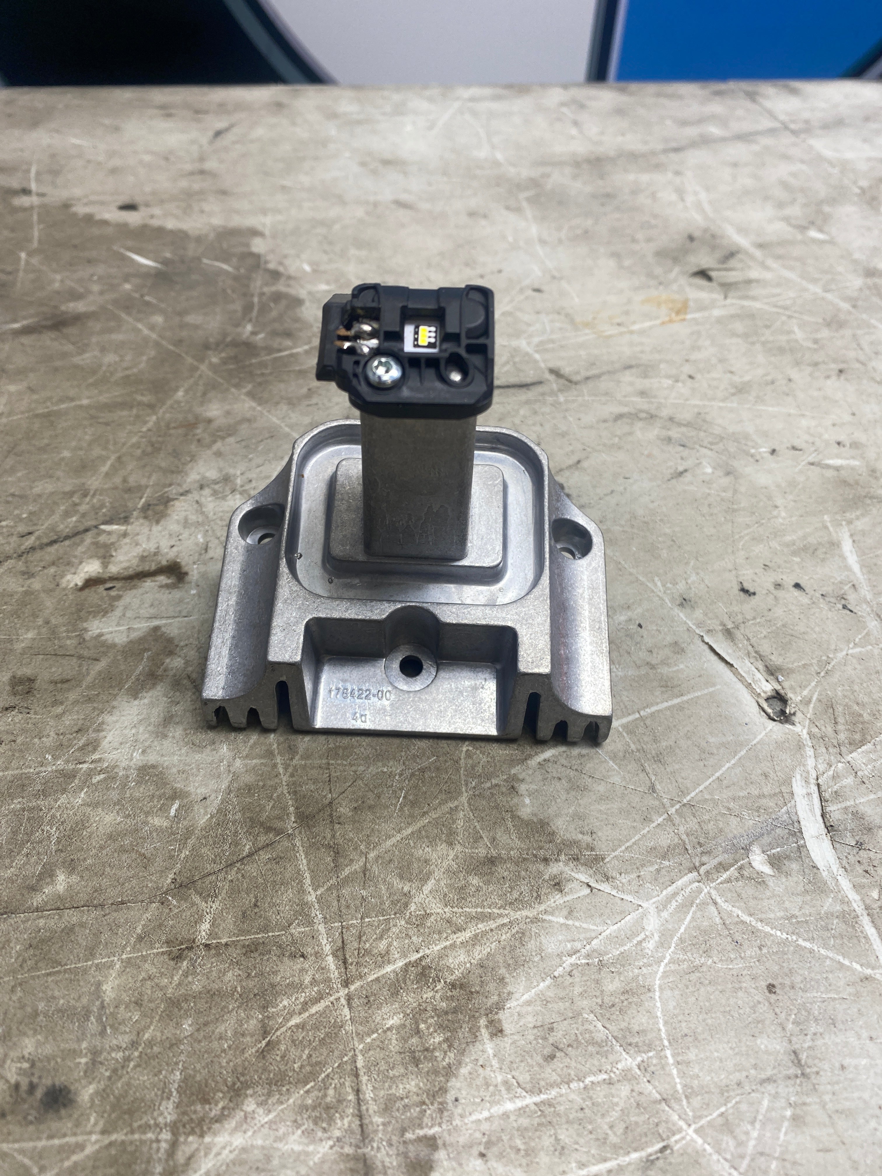BMW 1 Series F20 Front Right Headlight Control Module - 178422-00