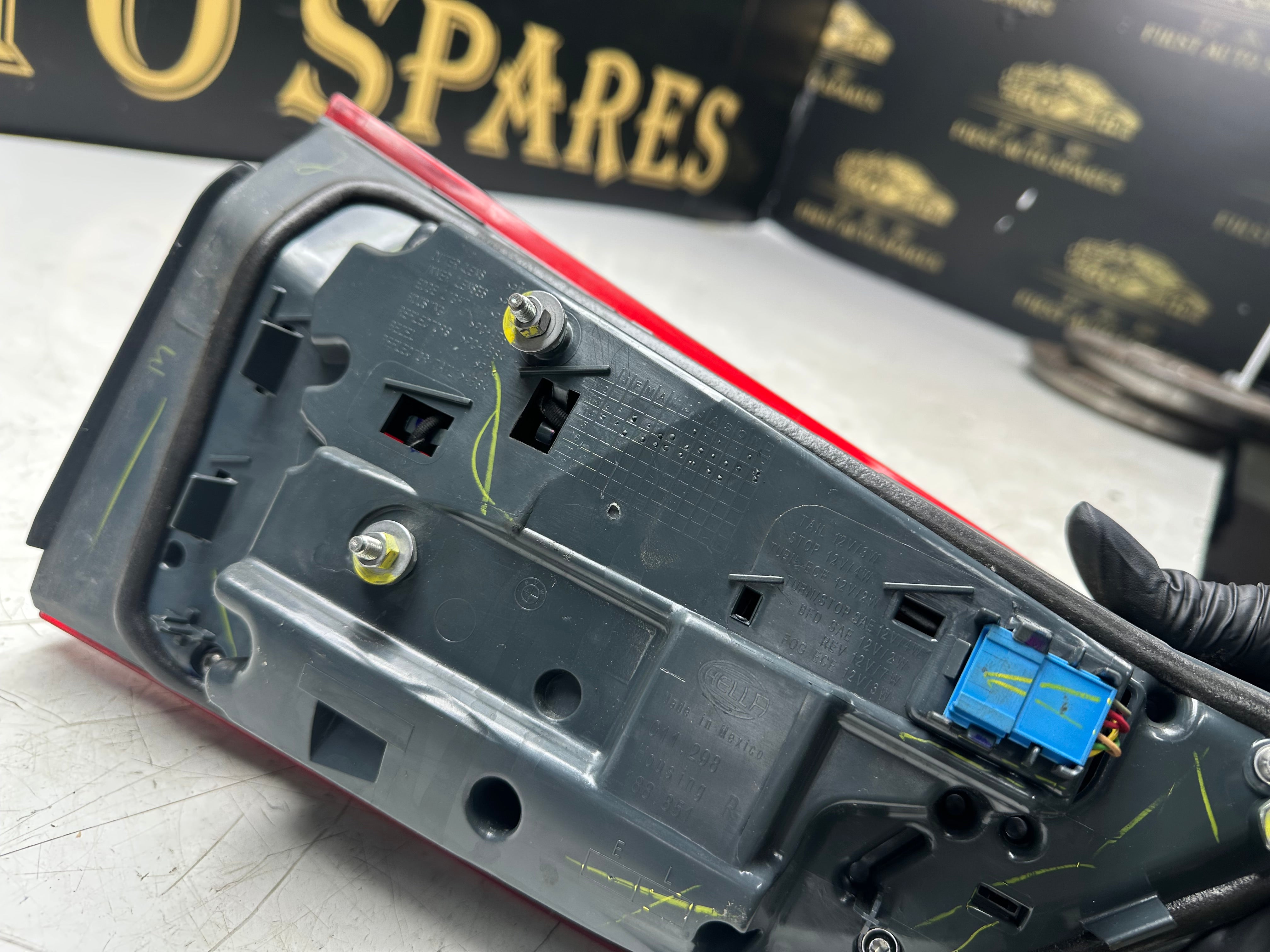 BMW X5 F15 2014 Tail Light Inner Rear Right Driver Side Offside (7301272-07)