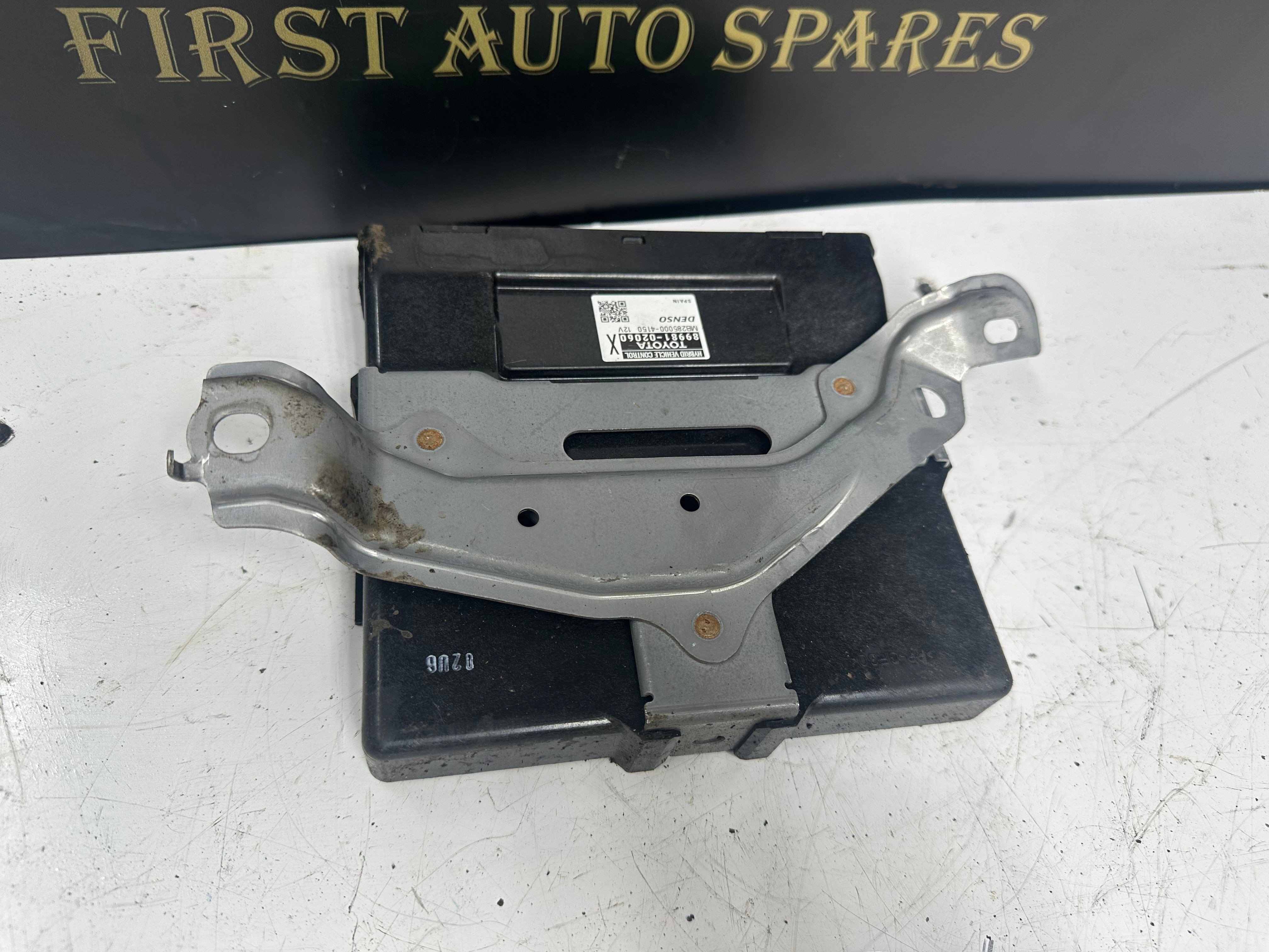 Toyota Auris Hybrid Vehicle Control (89981-02060)(MB285000-4150)