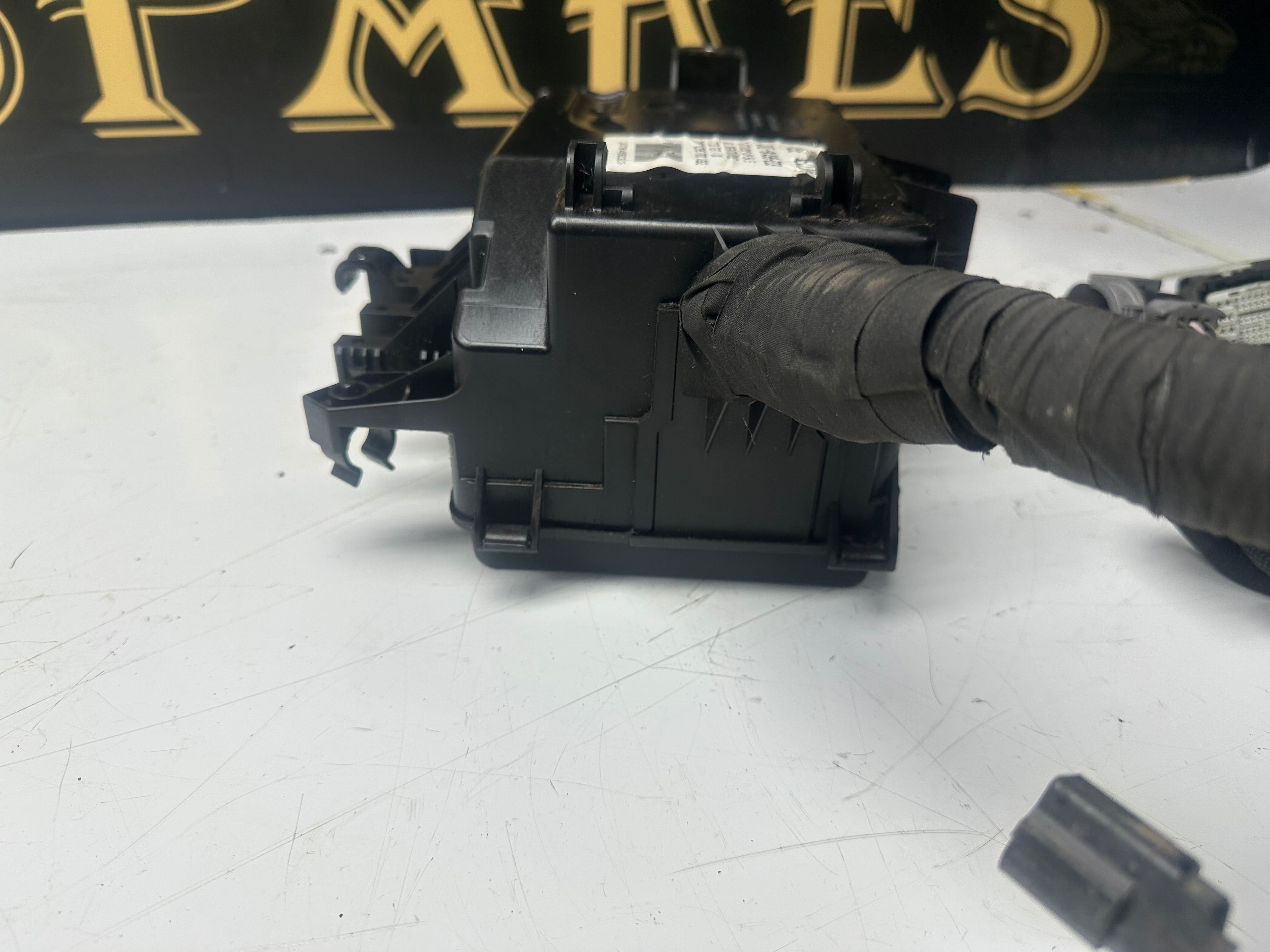 Ford Transit Custom MK8 2018–2019 Fuse Relay Box 2.0 Diesel (JK2T-9K499-ECB)