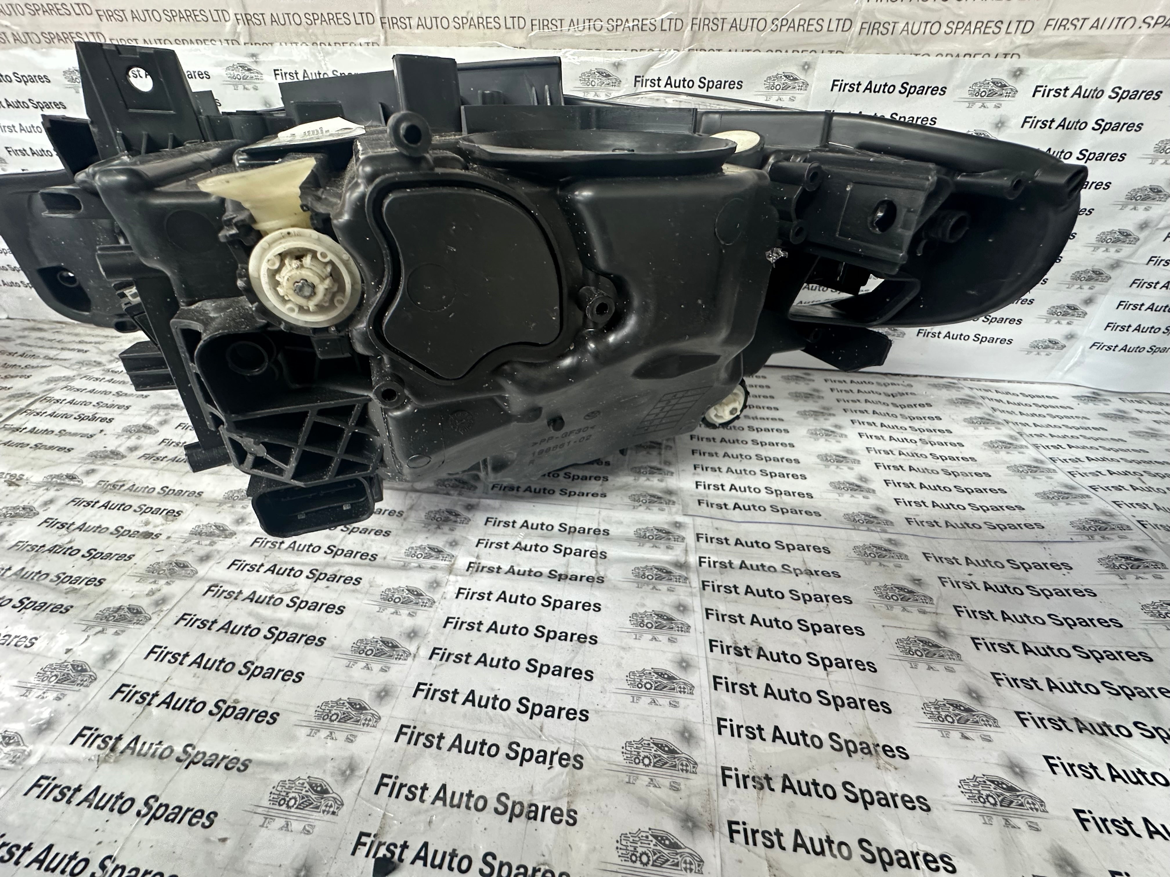 BMW 3 Series F30 F31 Right LED Headlight (7419633-02)