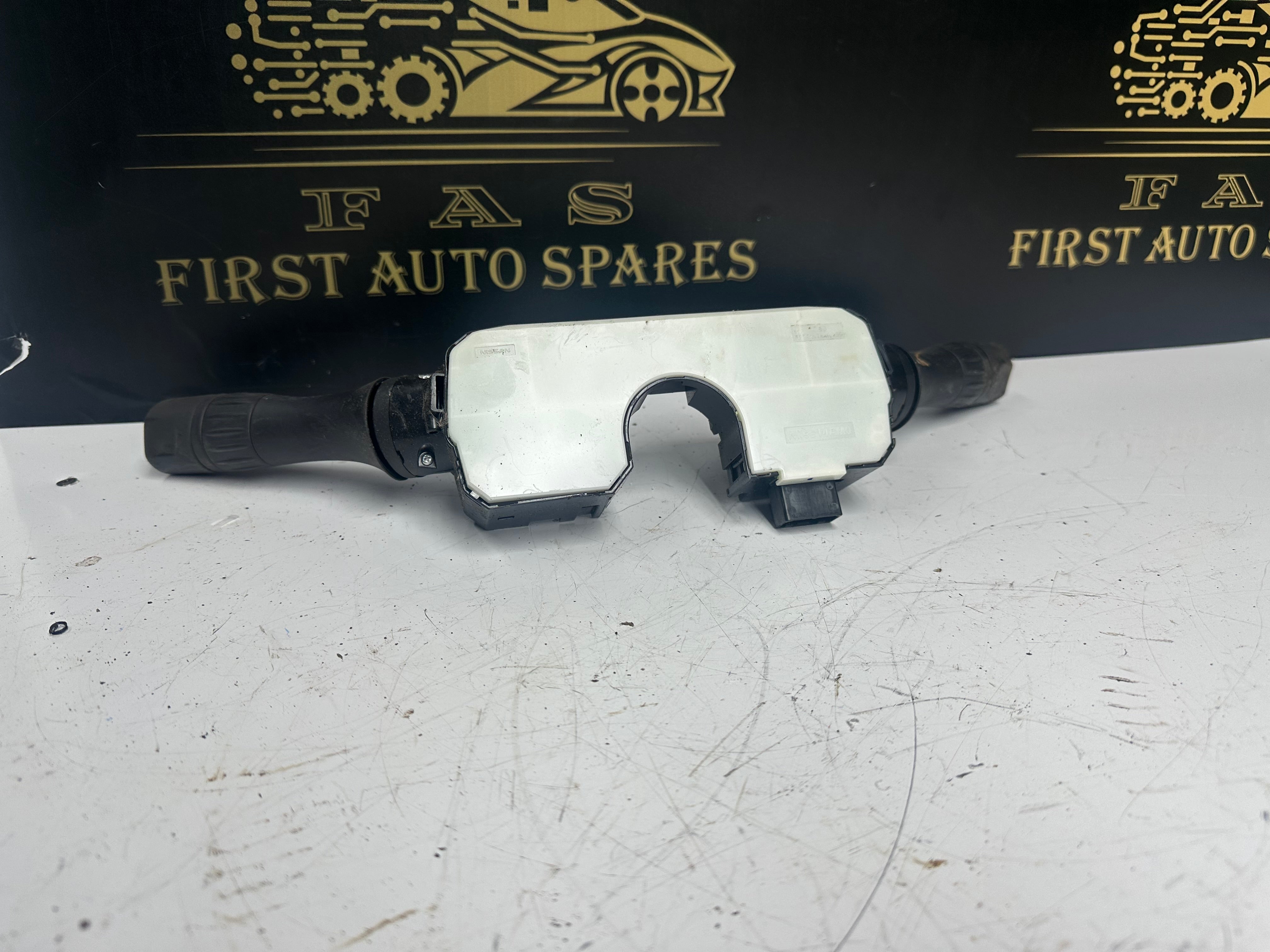 Nissan Micra Turn Signals Control / Indicator Wiper Stalk Switch (NILES14AM0)