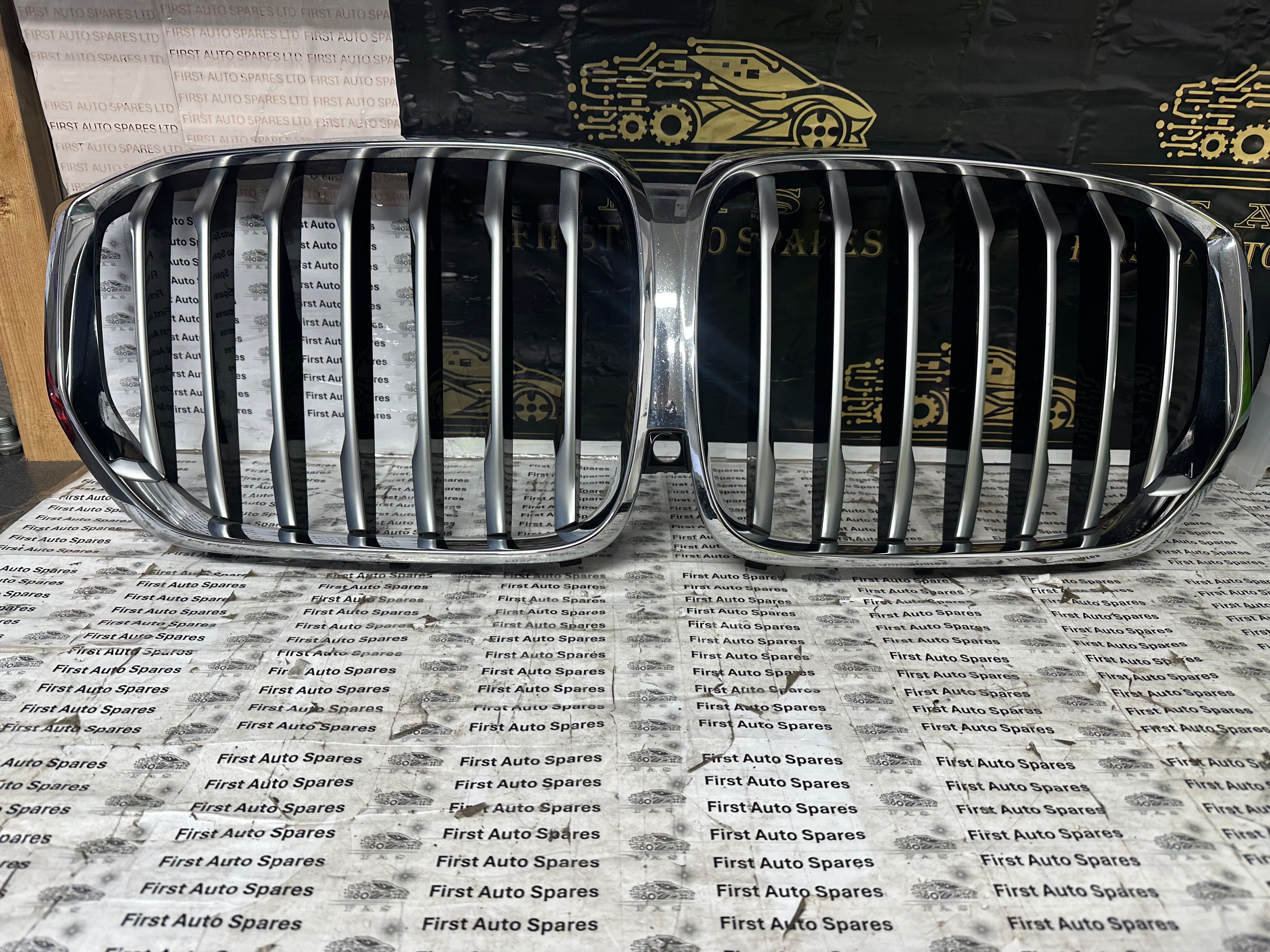 BMW X5 G05 Front Grille 2019-2023