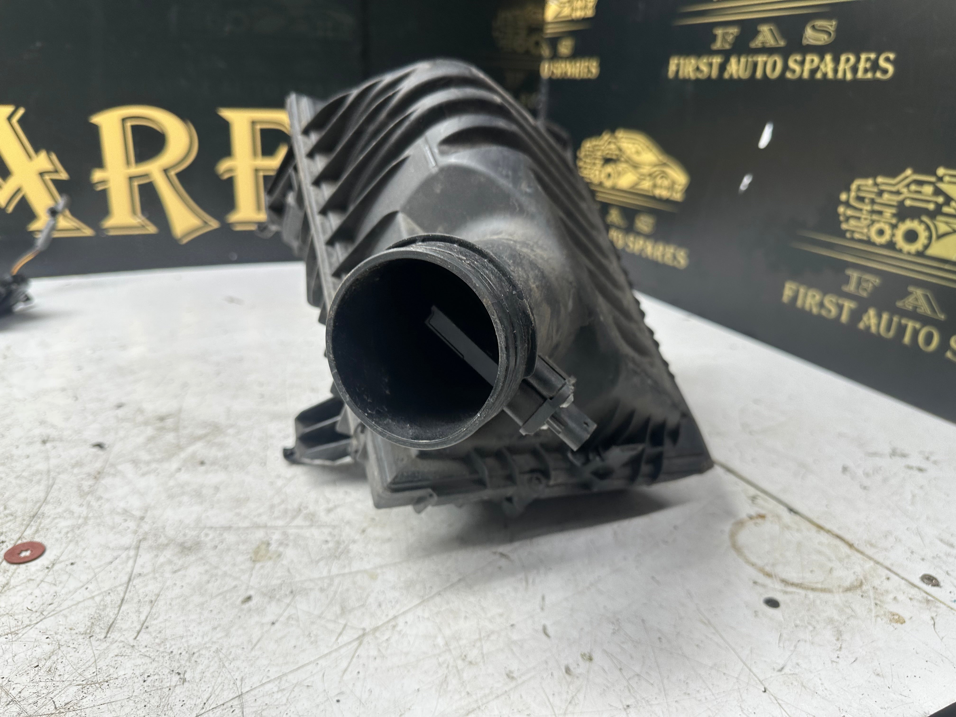 Mini Cooper F56 2018 Sport Air Filter Box 1.5 Petrol (8655834 03)