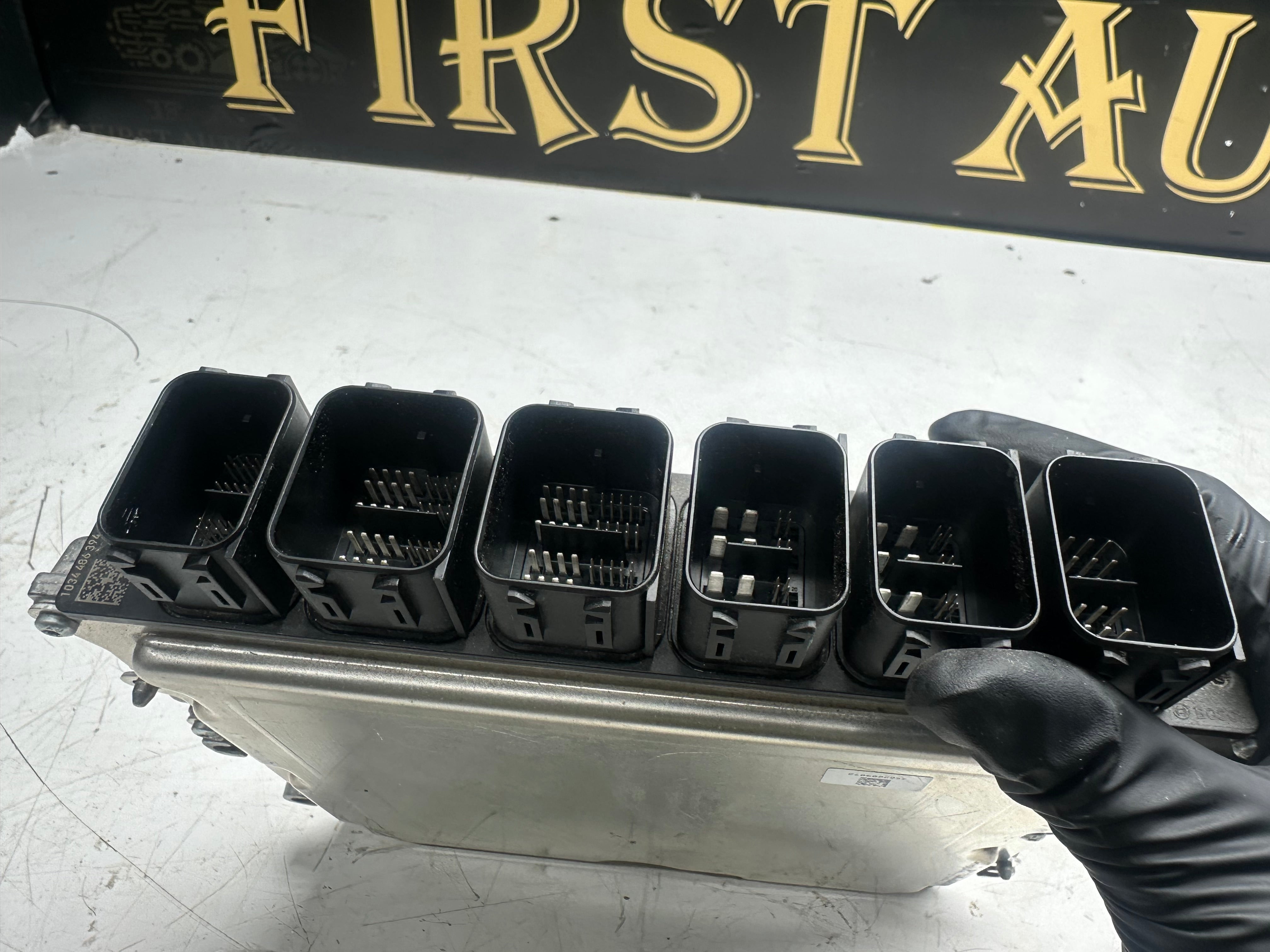 BMW G82 M4 Competition 2021 Engine Control Unit Module ECU (5A40A24) (5A40A24-01)